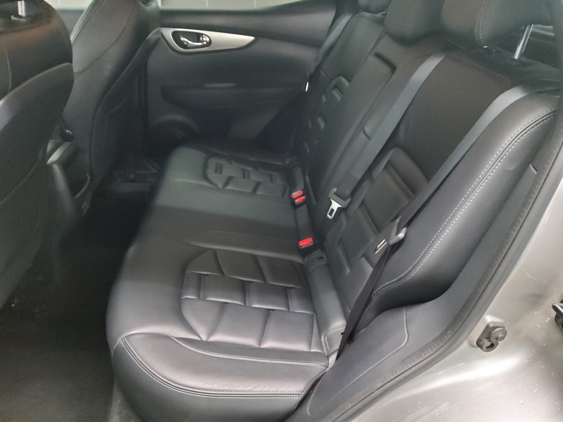 Nissan Qashqai 1.3 DIG-T Leder Navi LED Kamera AHK 13