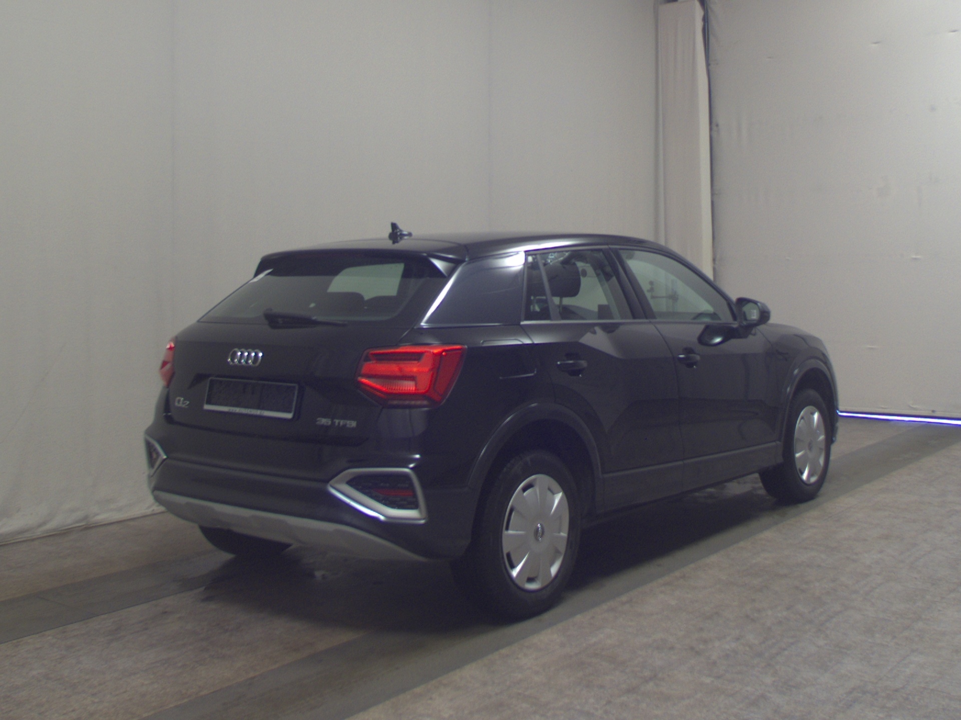 Audi Q2 35 TFSI advanced Navi Matrix vc RfK ACC PDC 4