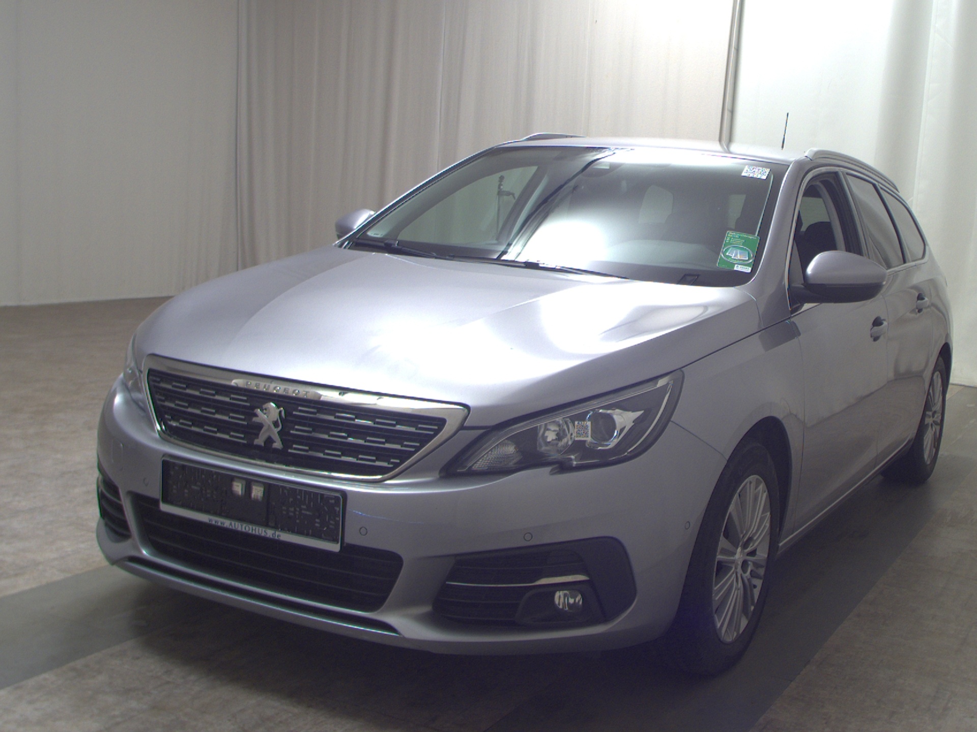 Peugeot 308 1.5 BlueHDI Allure Navi T-Leder AHK PDC SHZ 2