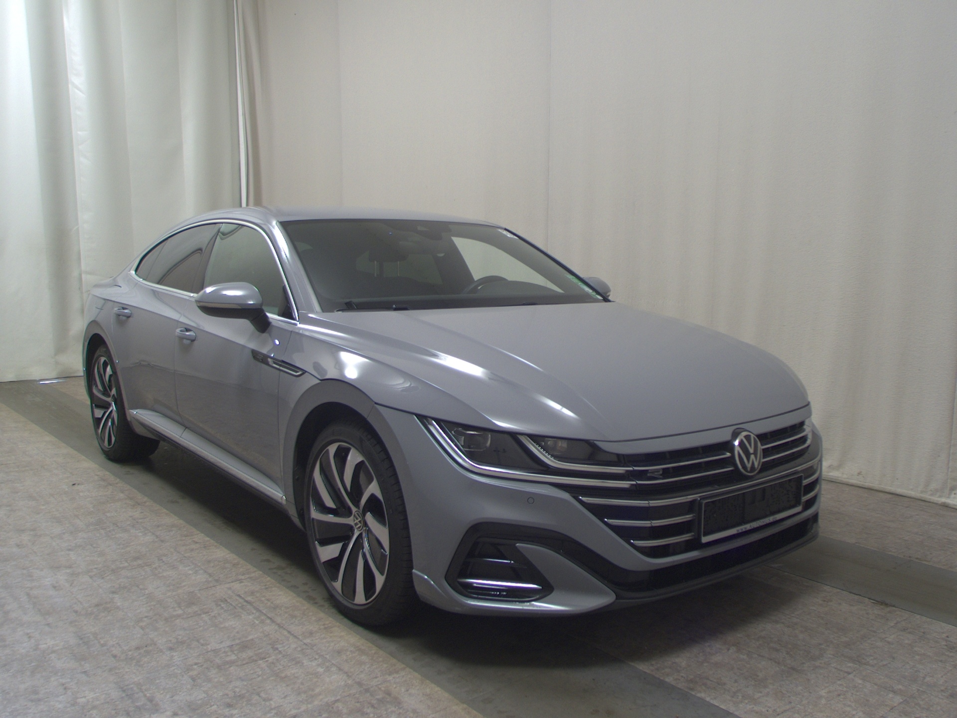 Volkswagen Arteon 2.0 TSI R-Line Navi AID AHK LED RFK 3