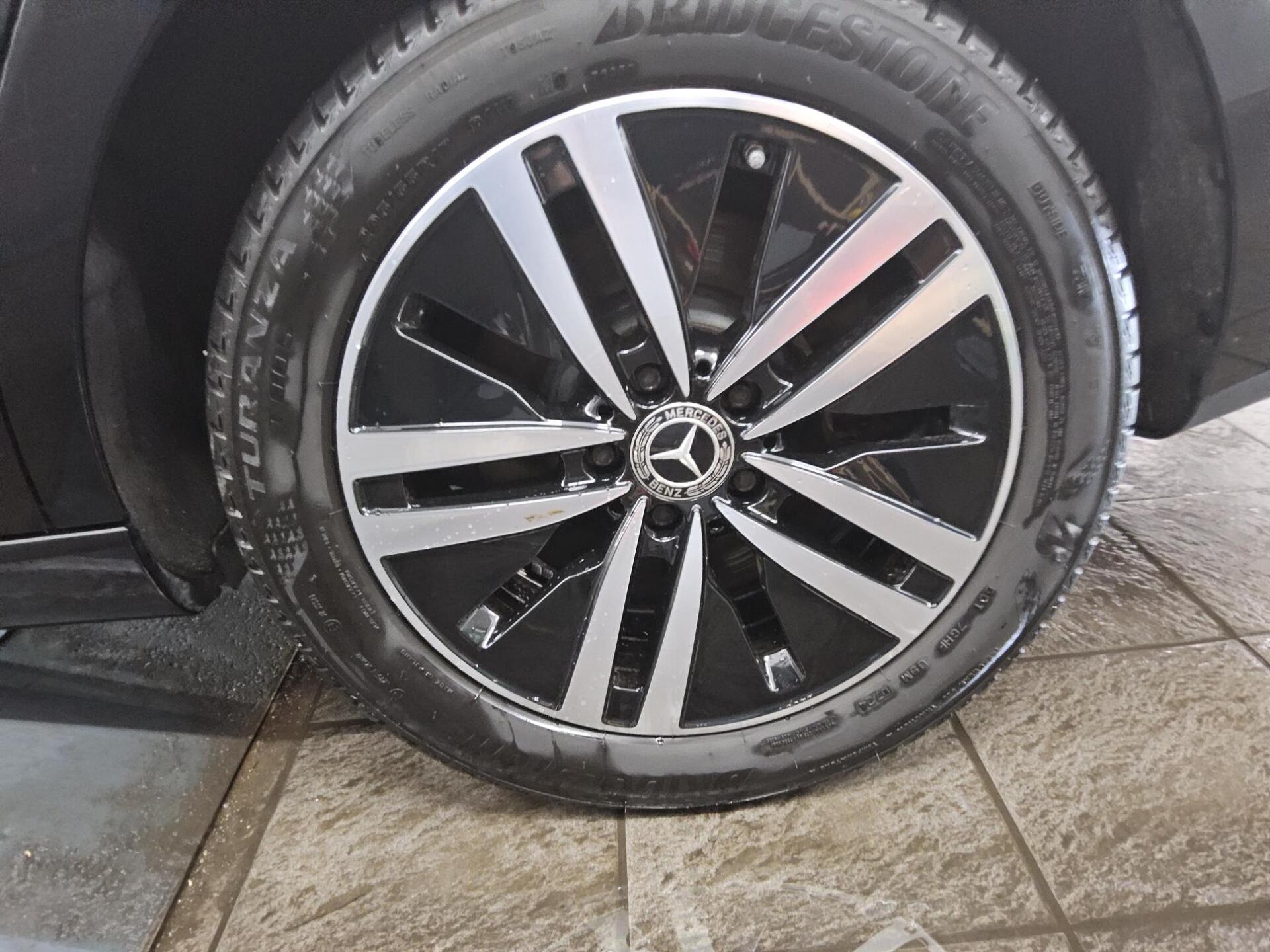 Mercedes-Benz CLA 250 e T-Leder Navi LED RFK MBUX 11