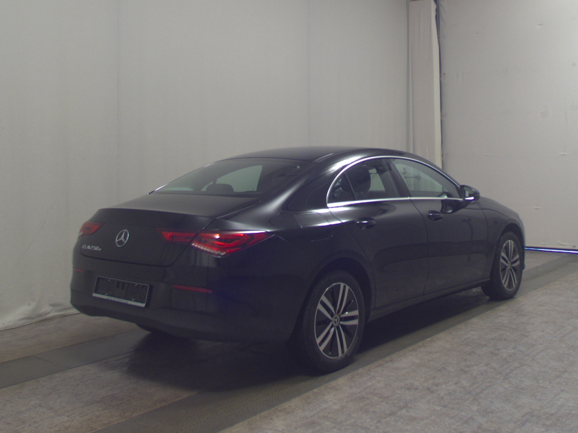 Mercedes-Benz CLA 250 e T-Leder Navi LED RFK MBUX 4