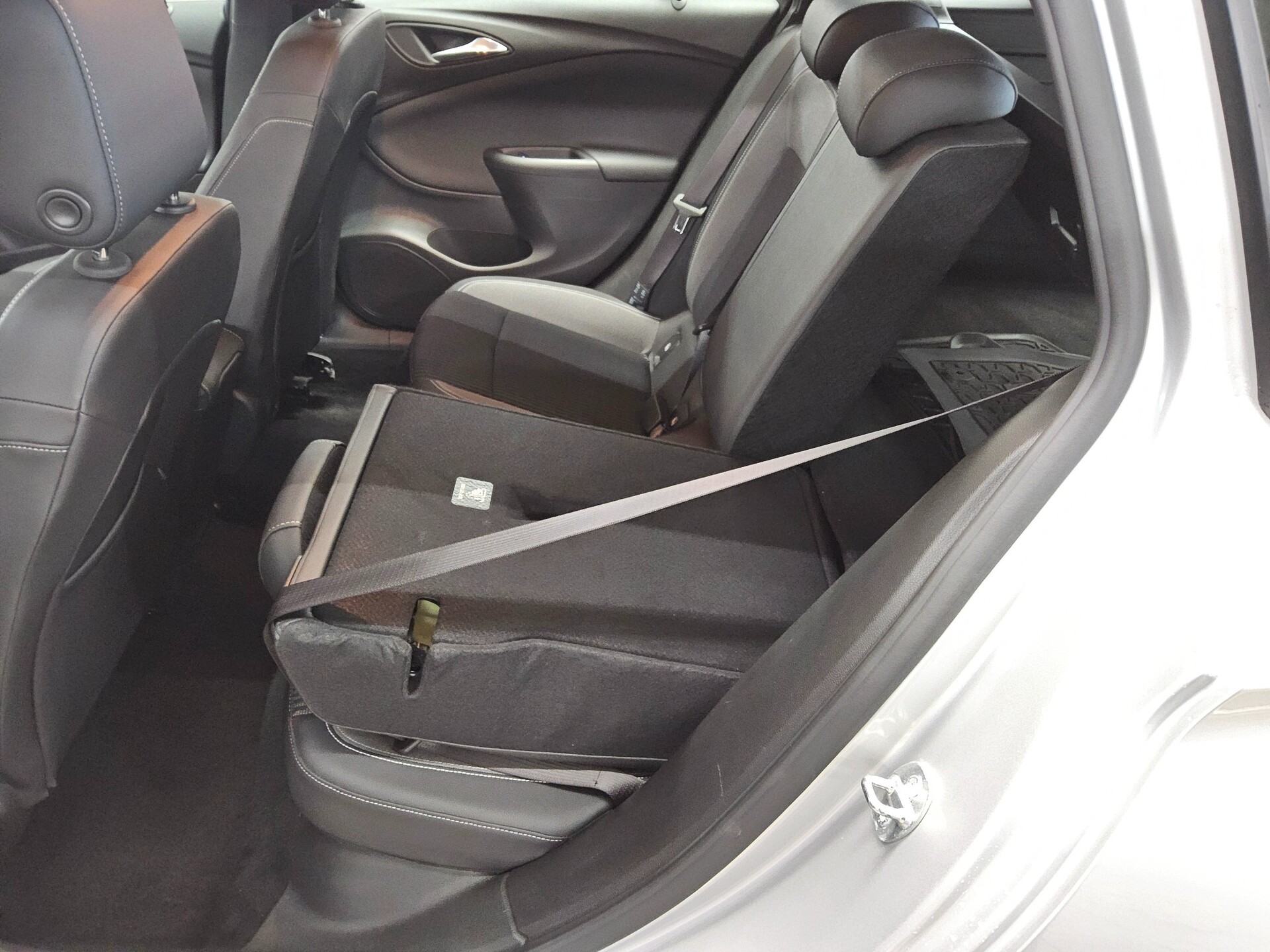 Opel Astra ST 1.2 Turbo Elegance T-Leder Navi LED 12