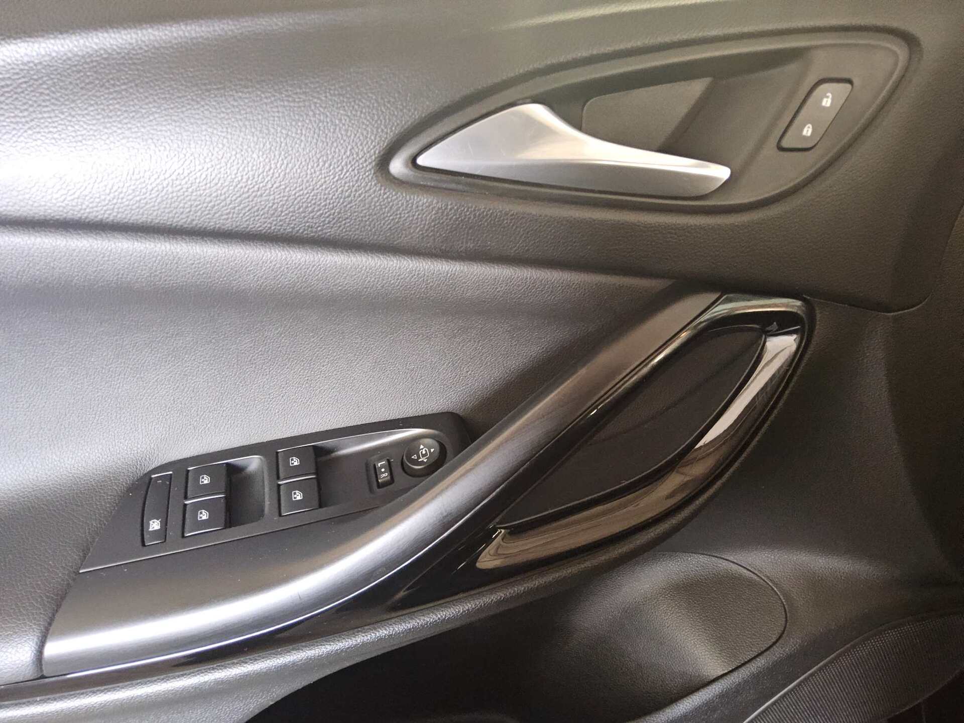 Opel Astra ST 1.5 D Elegance T-Leder Navi LED 9