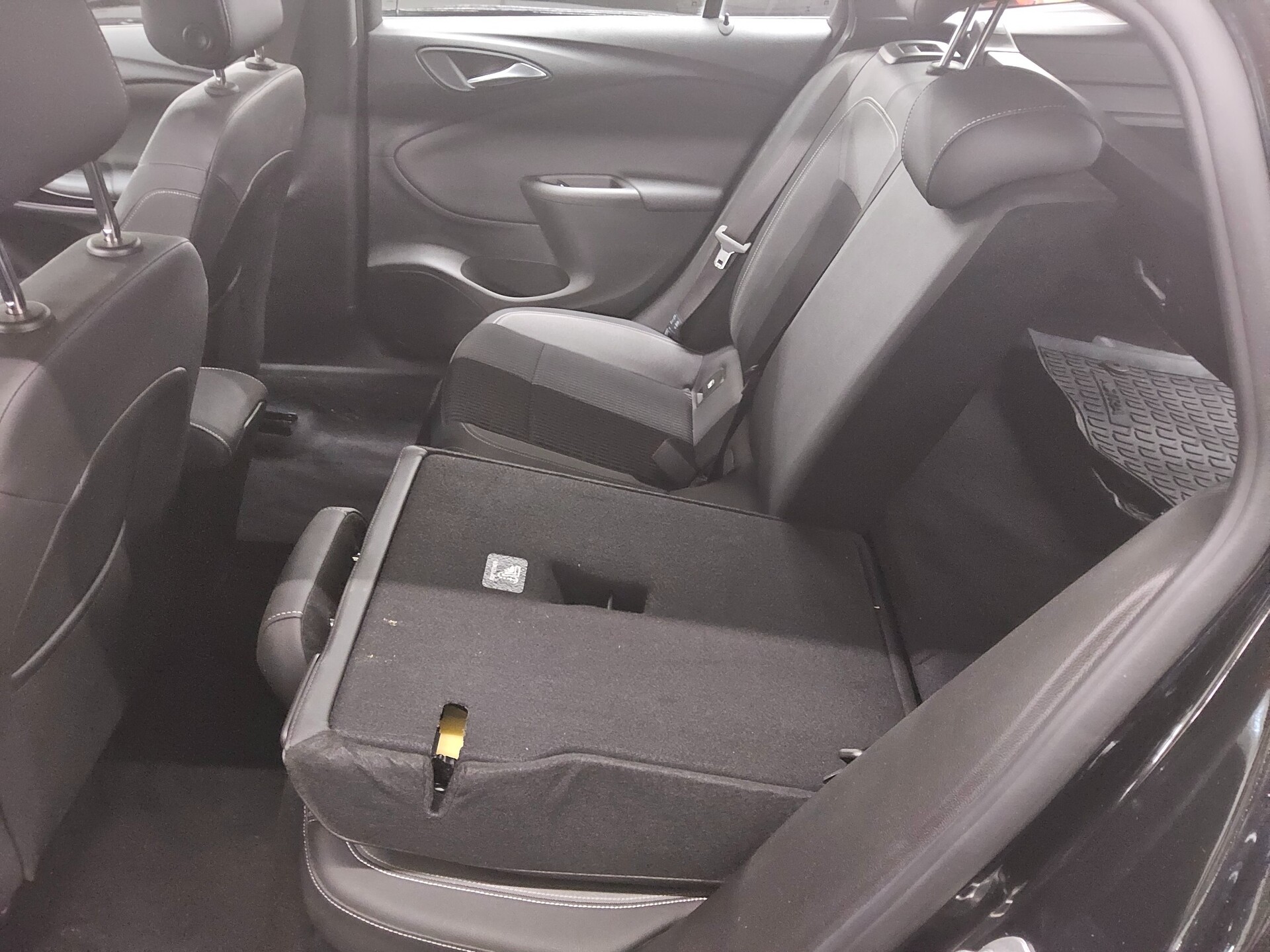 Opel Astra ST 1.2 Turbo Elegance T-Leder Navi LED 13