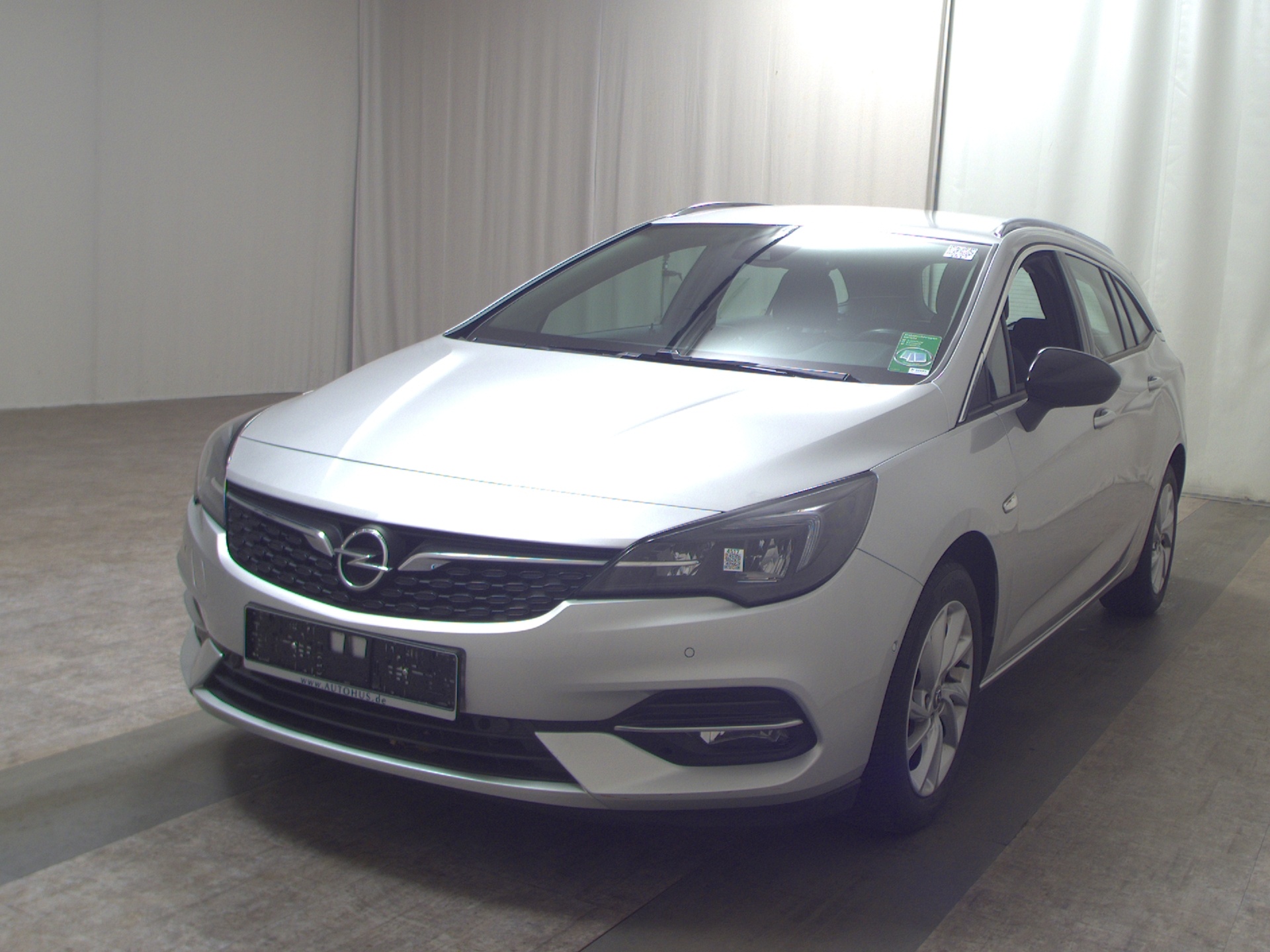 Opel Astra ST 1.2 Turbo T-Leder Navi LED Kamera SHZ 2