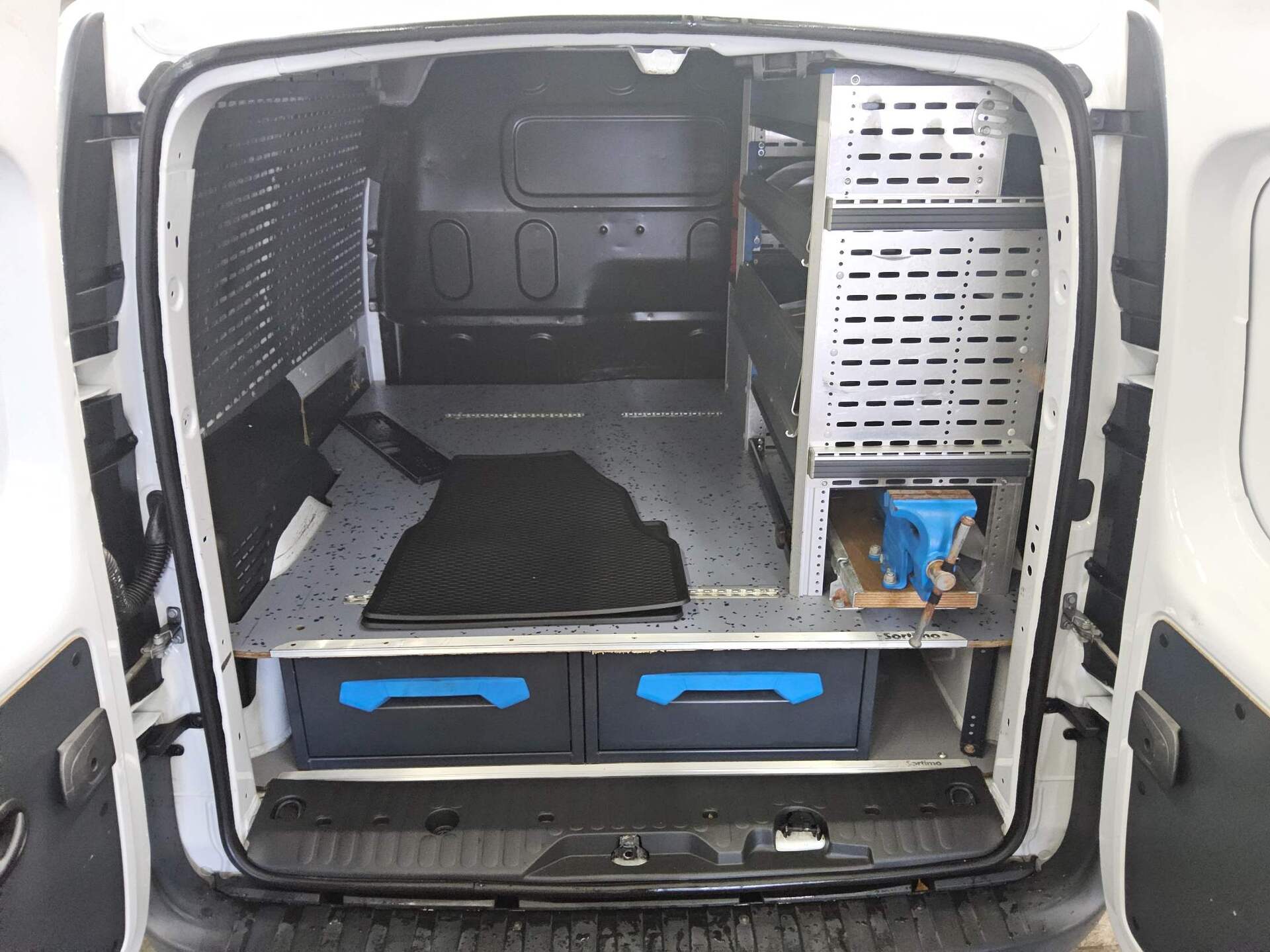 Renault Kangoo Rapid 1.5 dCi Kasten Sortimo Klima 11