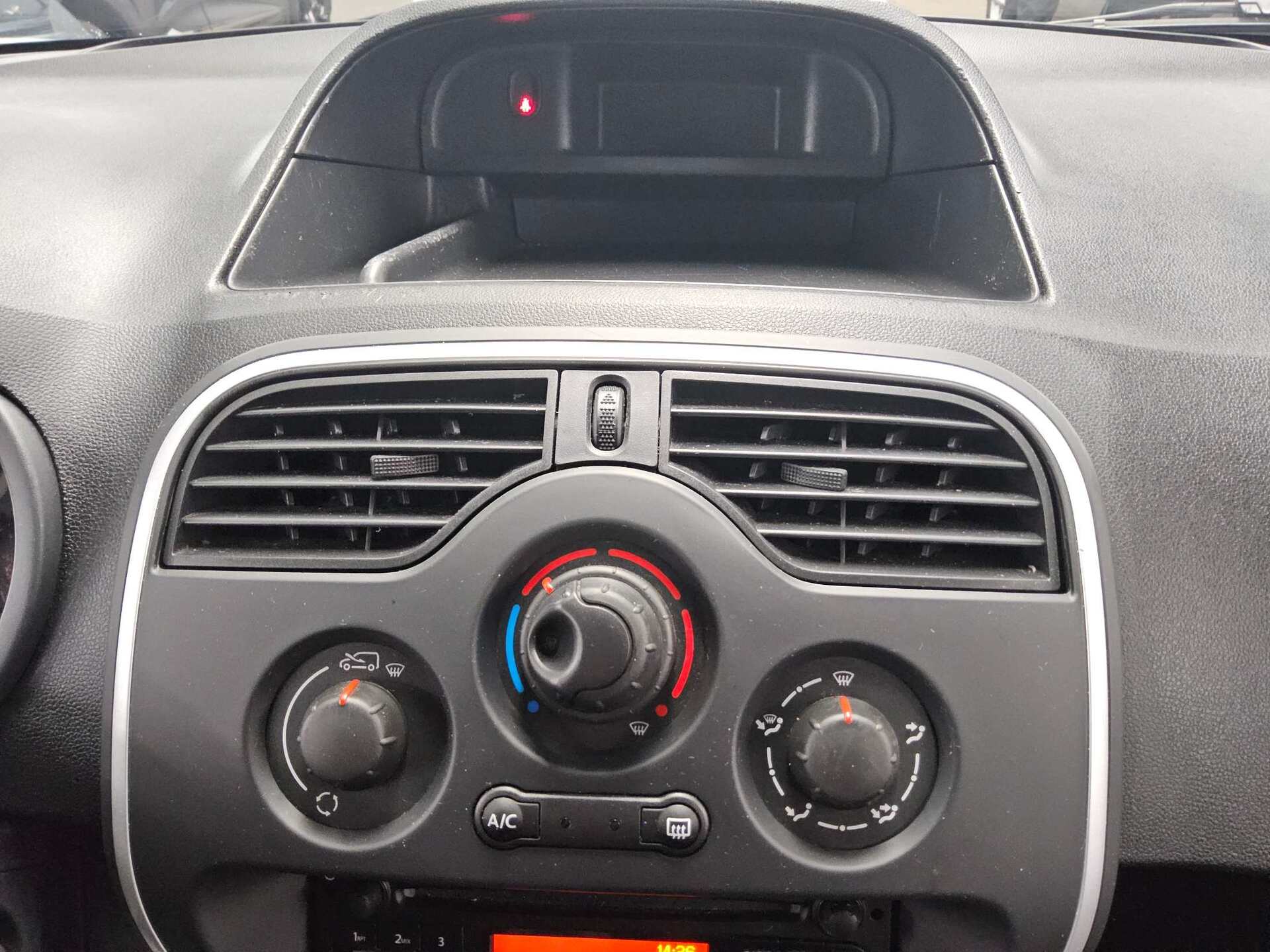 Renault Kangoo Rapid 1.5 dCi Kasten Sortimo Klima 7