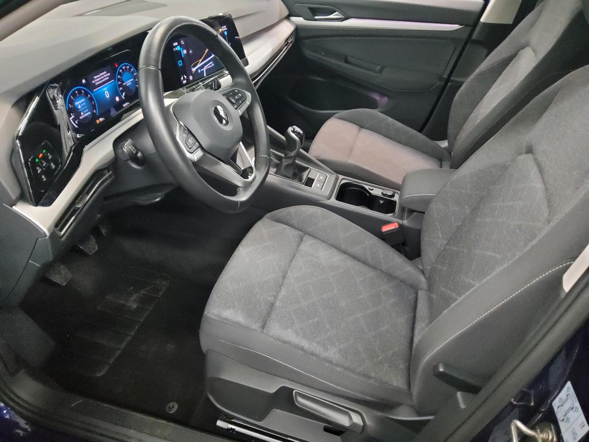 Volkswagen Golf-8 1.5 TSI Life Navi LED+ DC Lenkradheizung 9