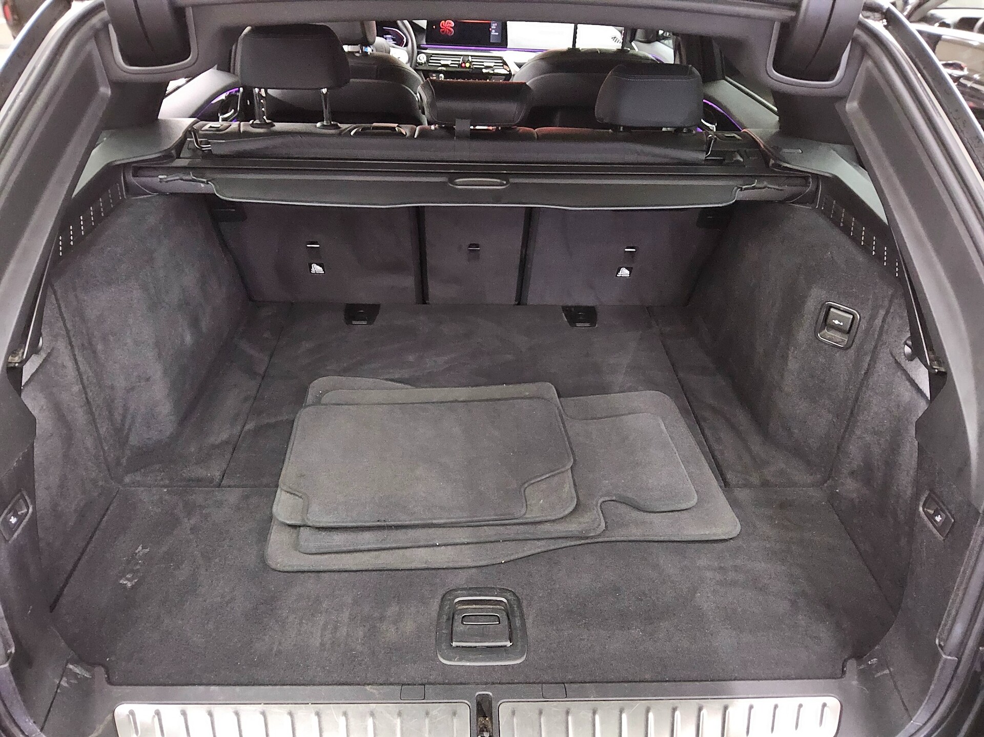 BMW 520dA Touring xDr Leder Navi LC Prof. HuD Laser 12