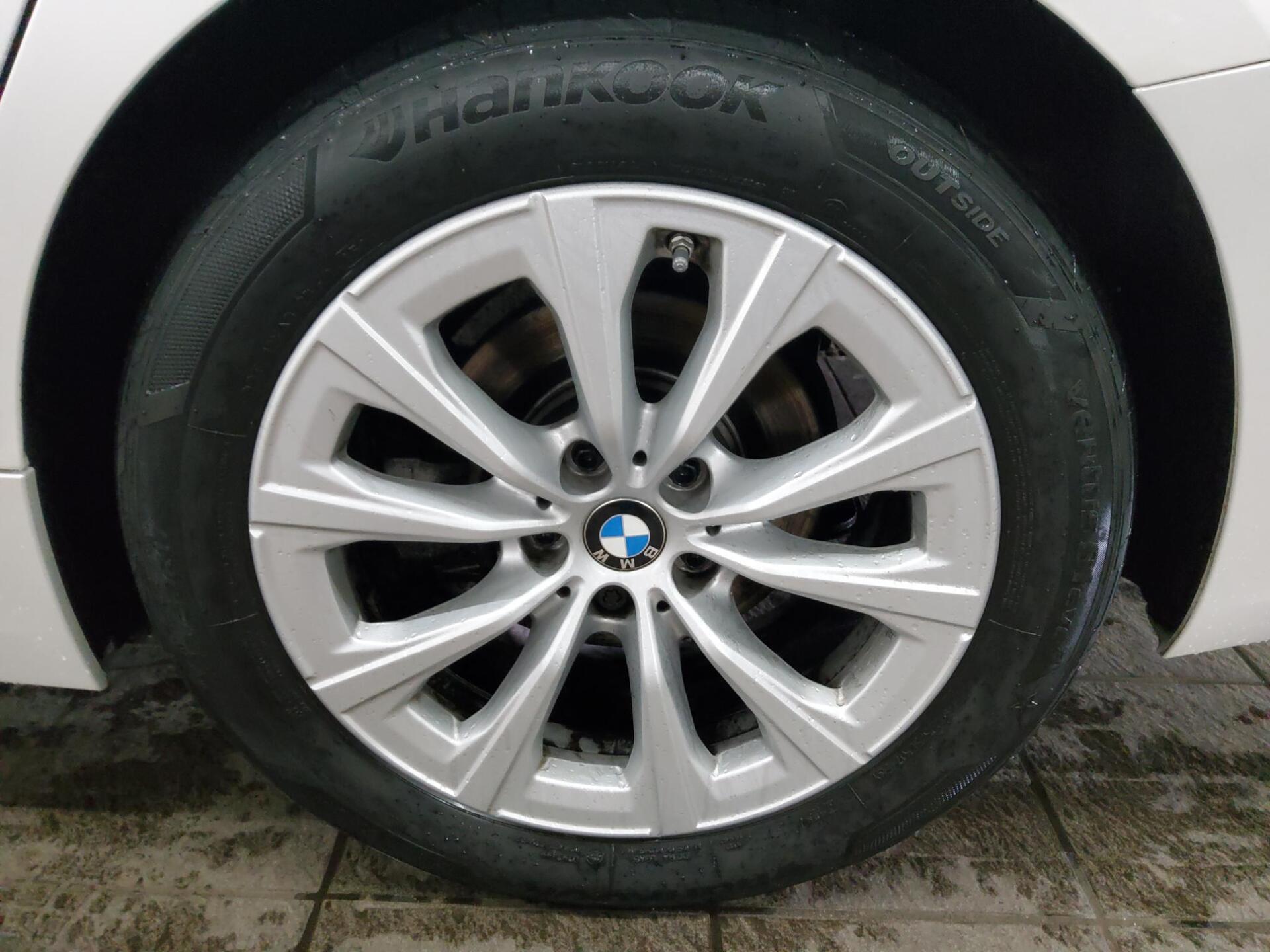 BMW 318iA Touring Advantage Navi LED LC-Pro RfK PDC 11