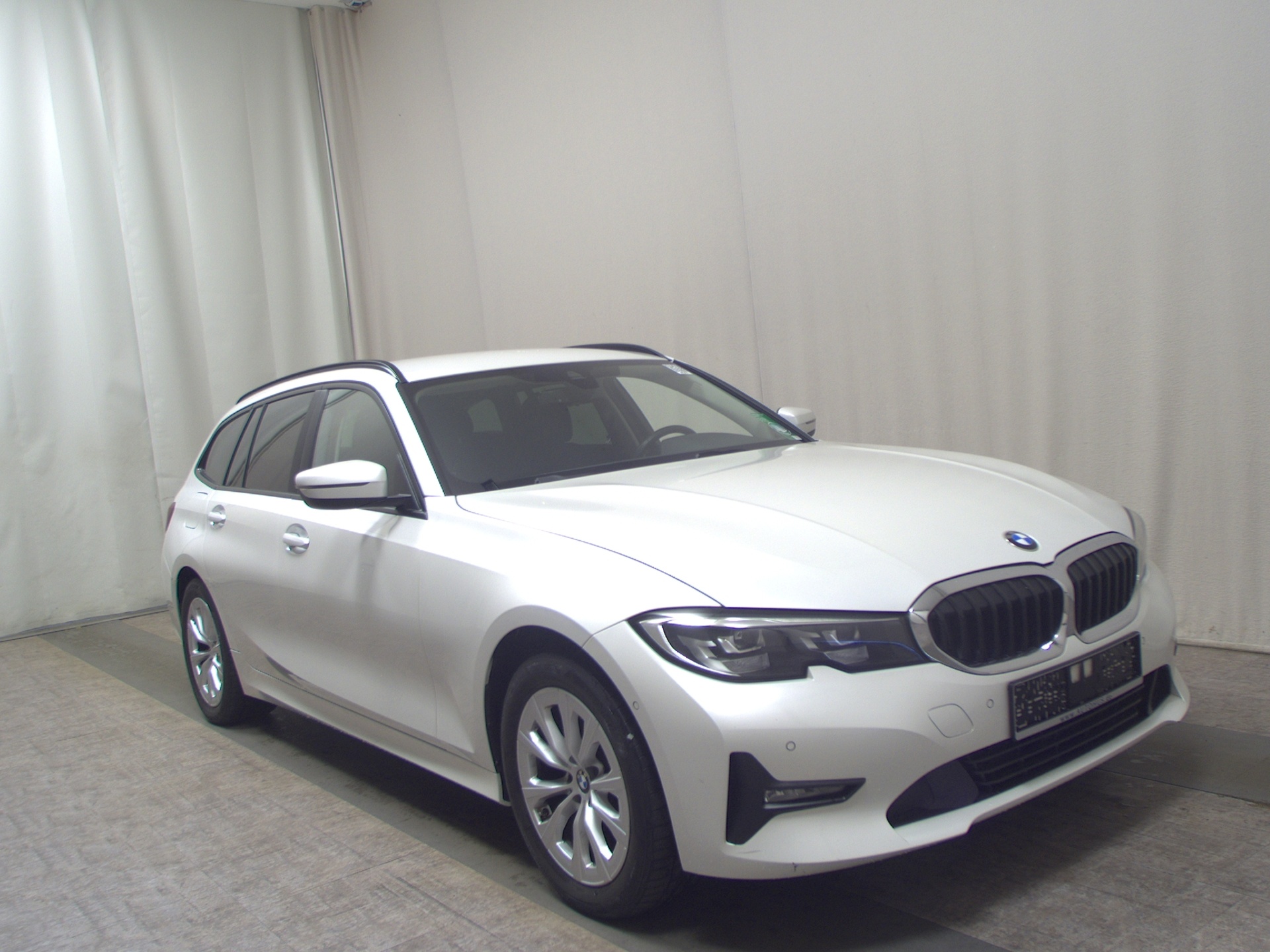 BMW 318iA Touring Advantage Navi LED LC-Pro RfK PDC 3