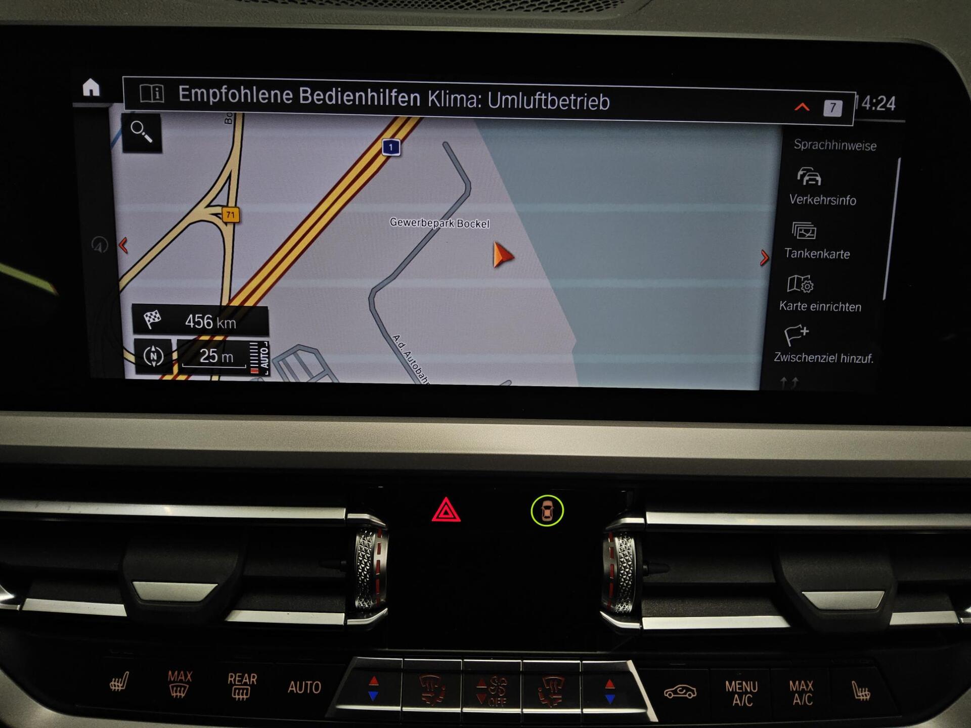 BMW 318iA Touring Navi LC Pro HuD HiFi LED PDC Shz 7