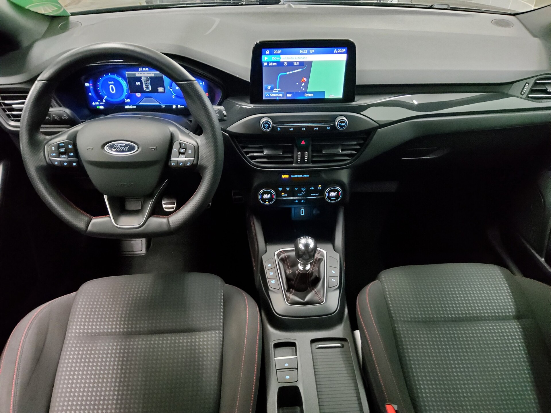 Ford Focus Turnier 1.5 EB ST-Line X Navi DC LED RFK 5