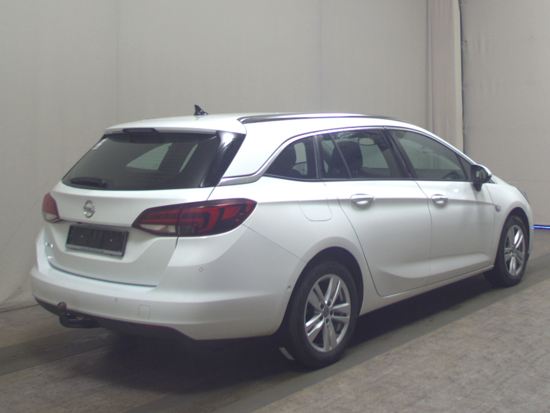 Opel Astra ST 1.5 D Business Elegance Navi LED RFK 4