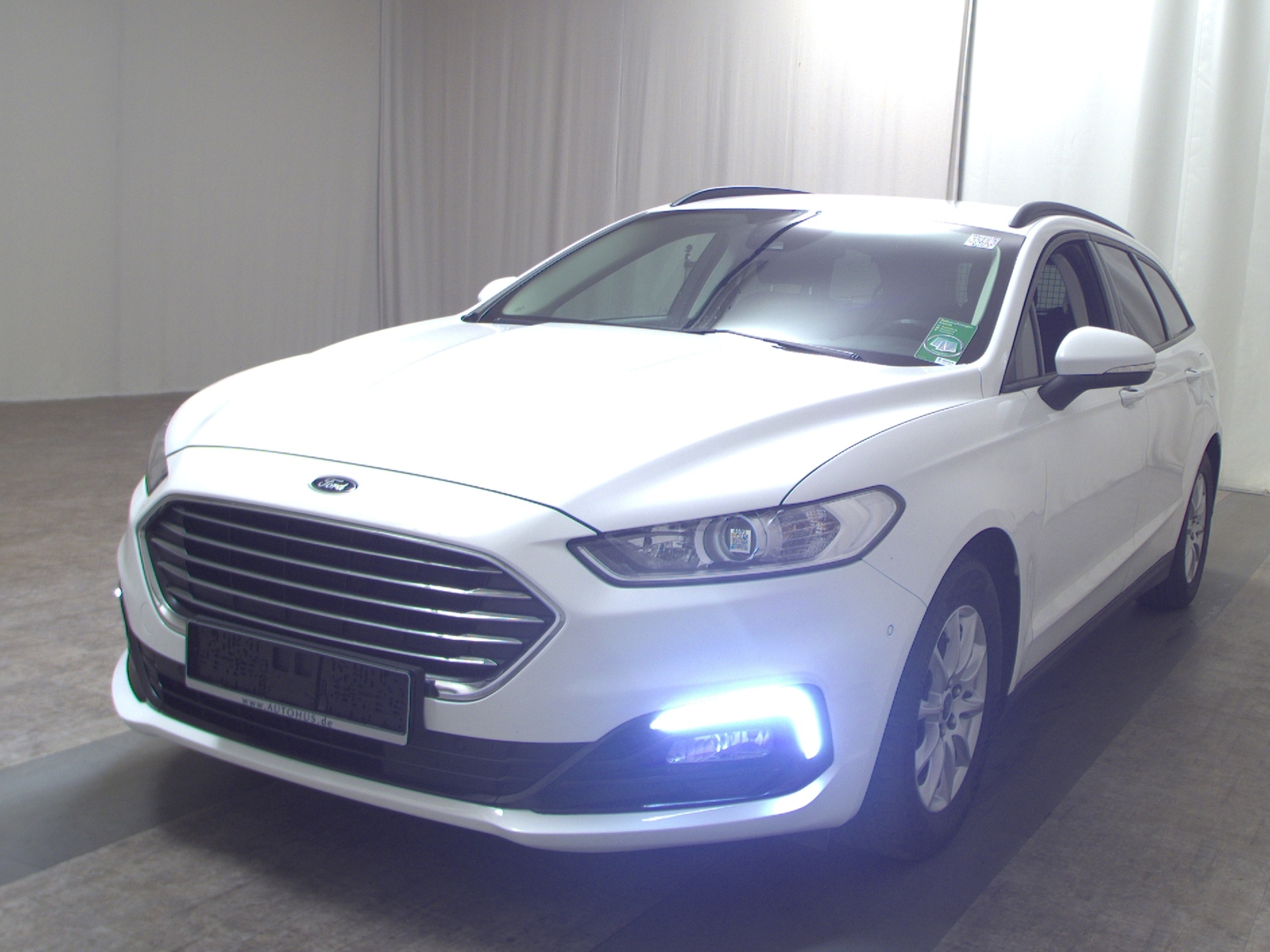 Ford Mondeo Turnier 2.0 EB Trend Navi 4xShz AHK RFK 2