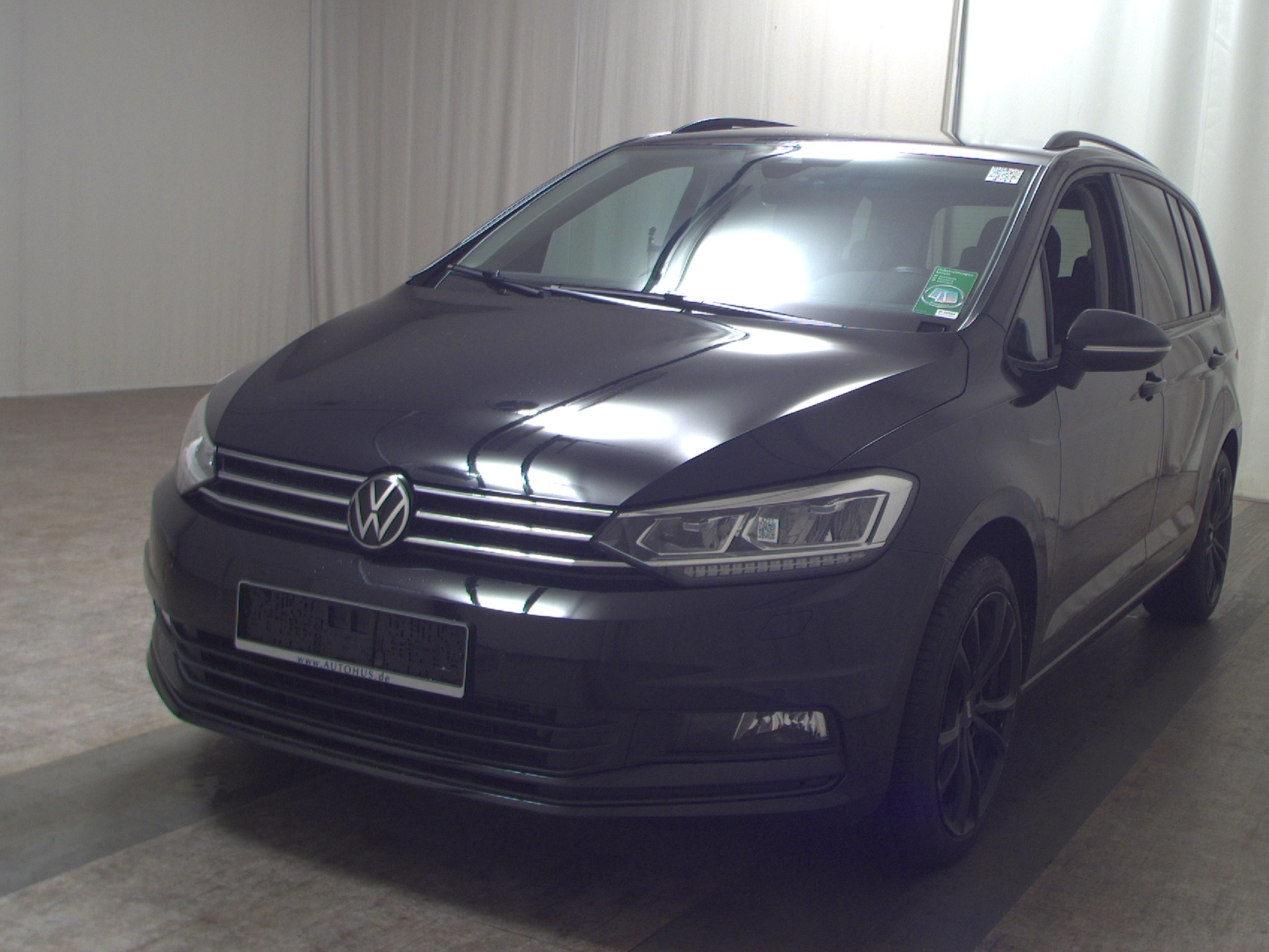 Volkswagen Touran 2.0 TDI Comf. Navi AID LED ACC Shz PDC 2