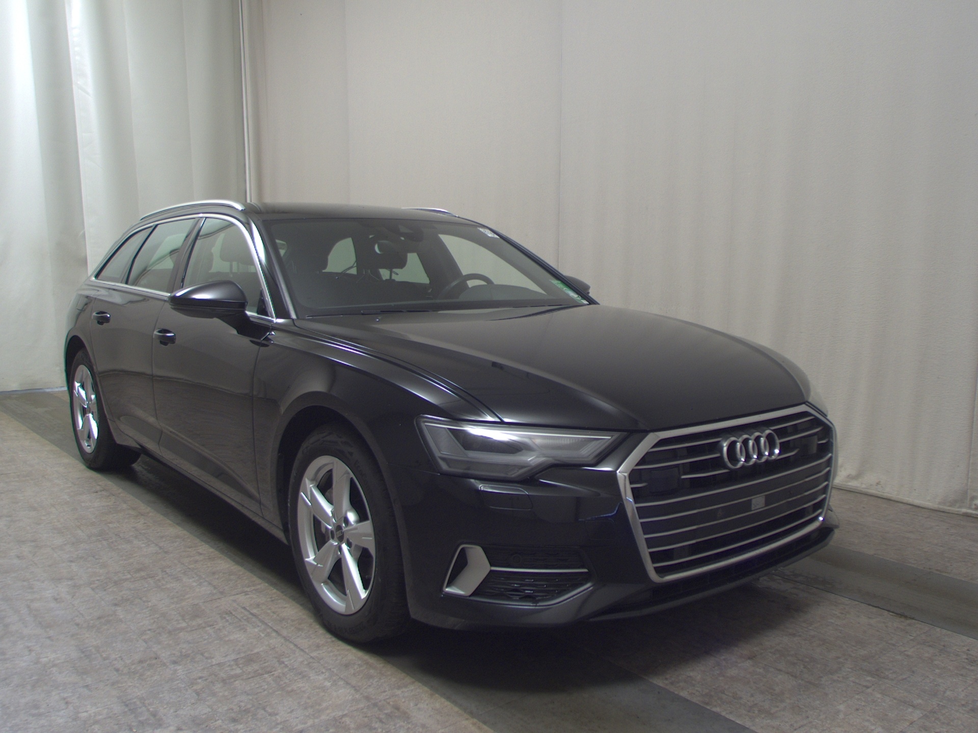Audi A6 Avant 40 TDI sport Navi LED AHK RFK StandHzg 3