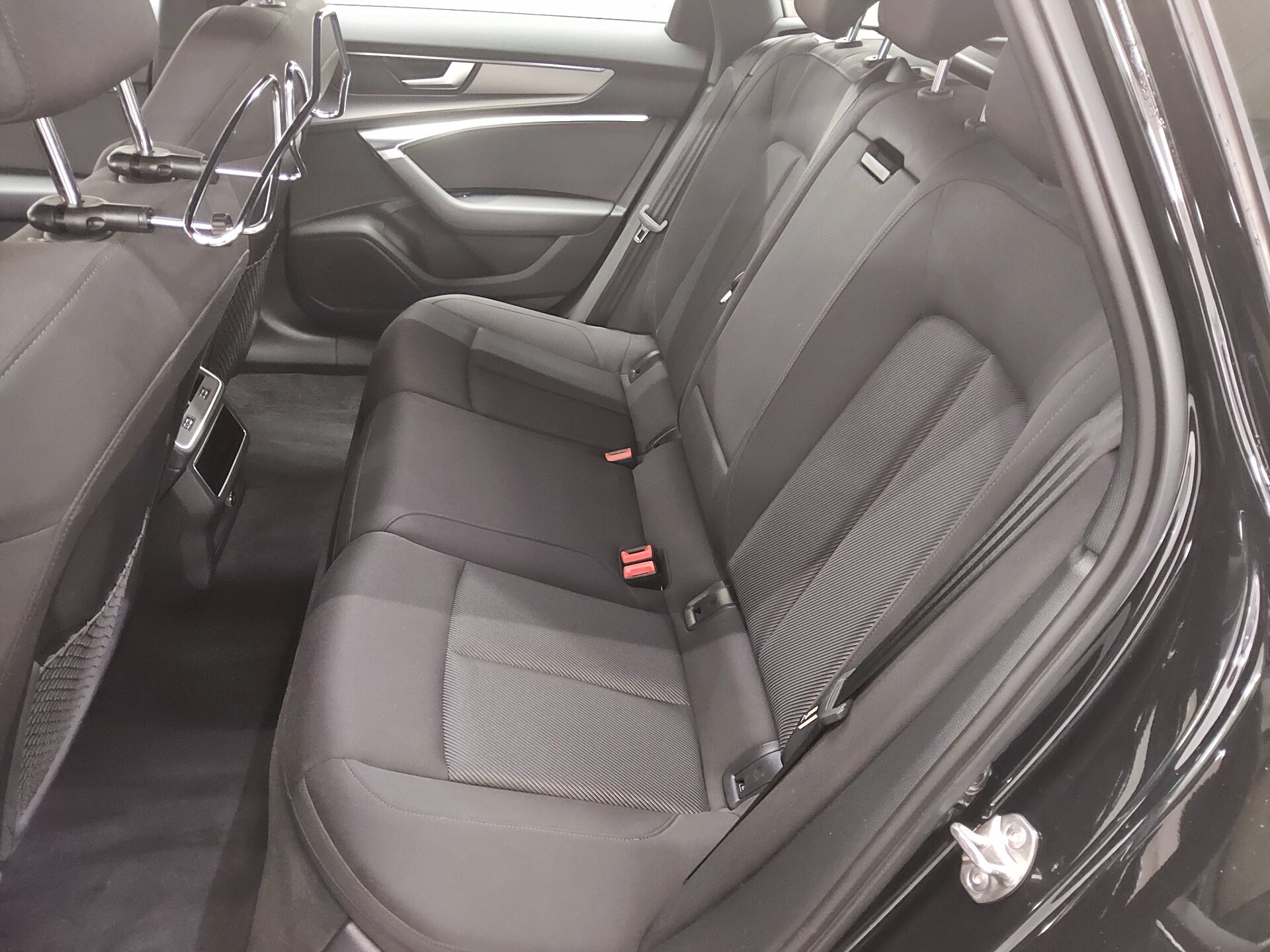 Audi A6 Avant 40 TDI sport Navi LED AHK RFK StandHzg 12