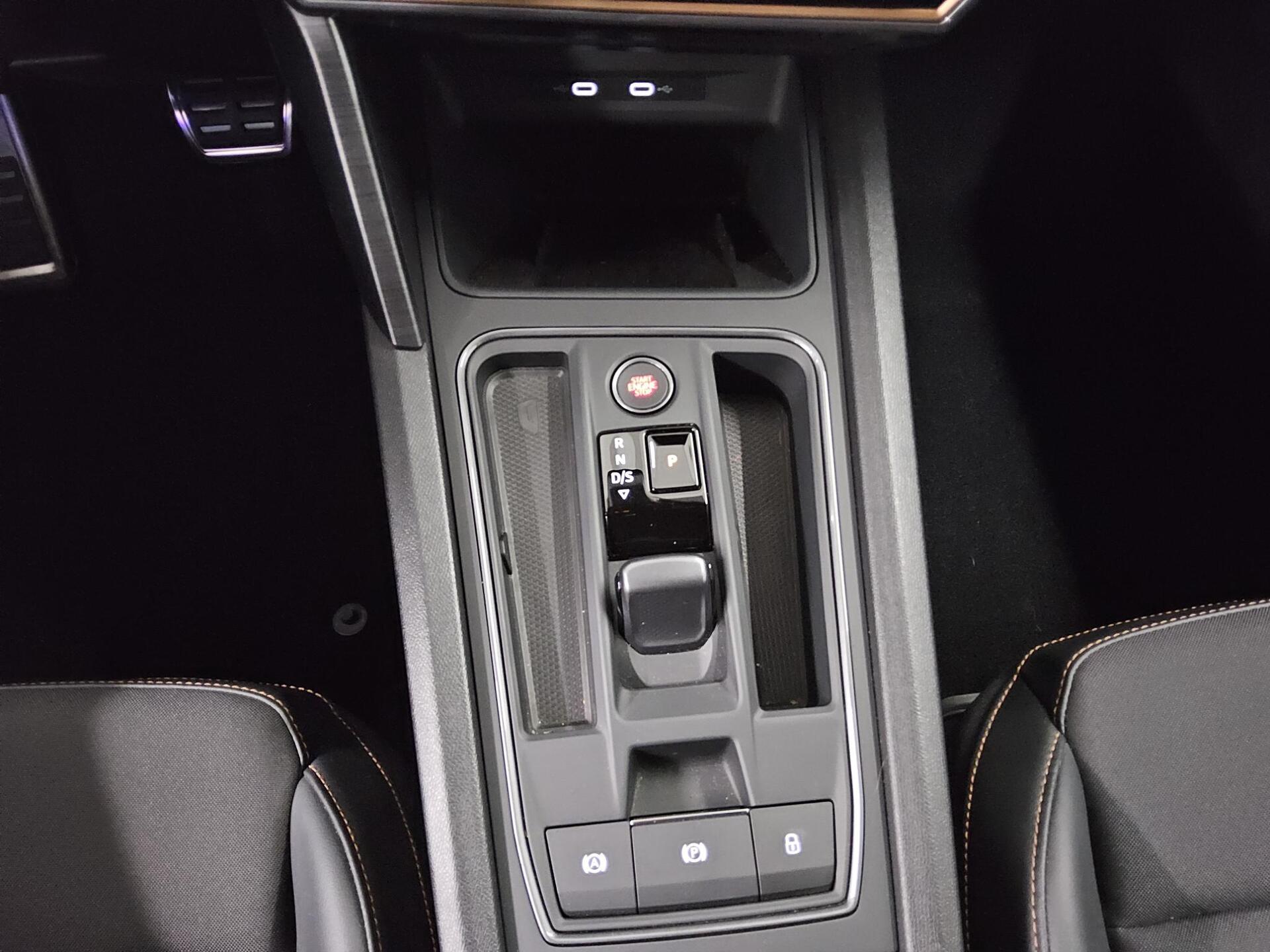 Cupra Leon 1.4 e-Hybrid Navi LED vc ACC PDC Shz 6