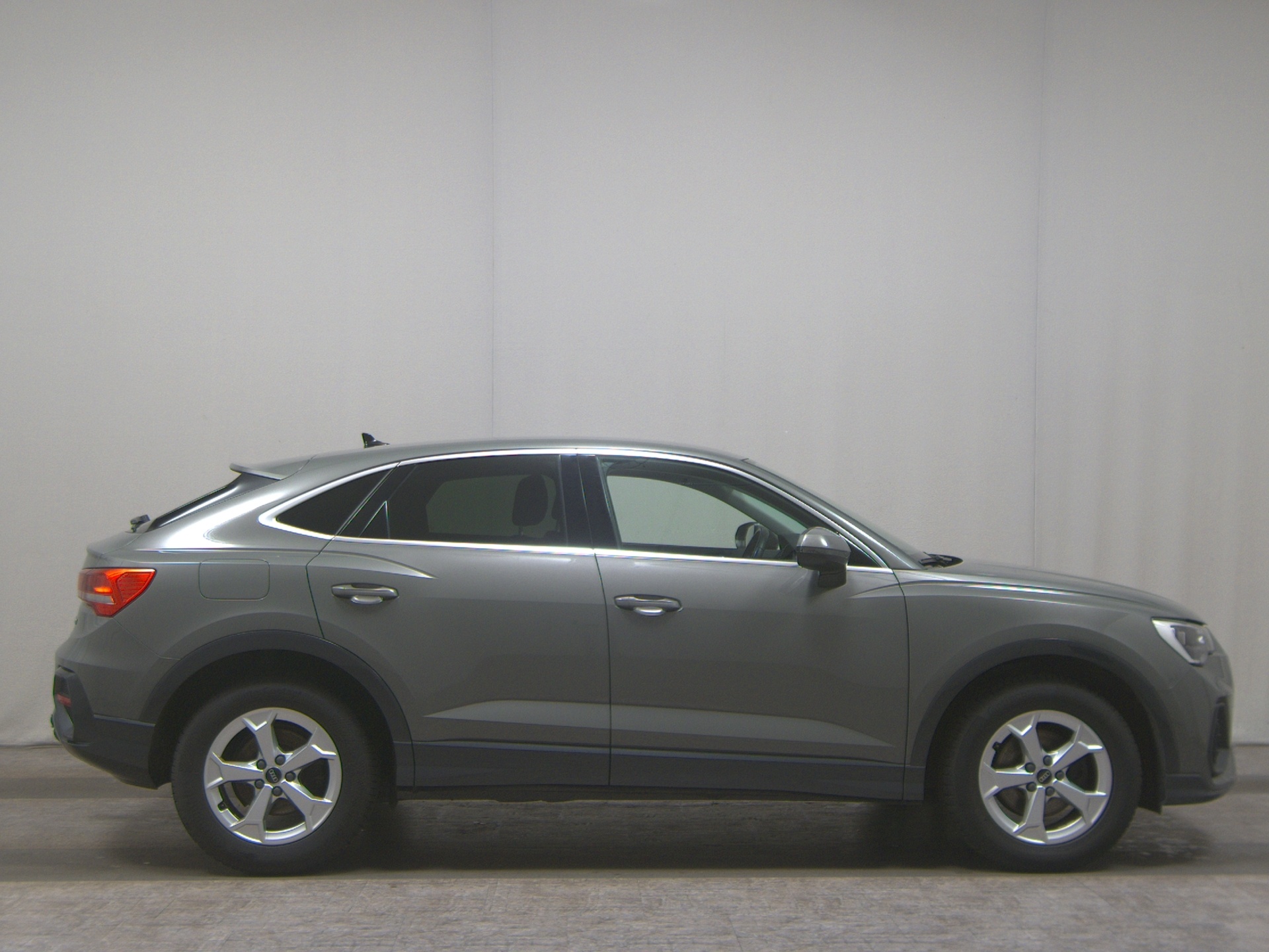 Audi Q3 Sportback 35 TDI Navi virtual LED ACC AHK