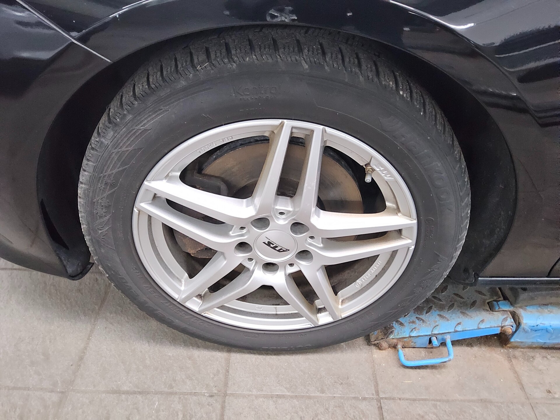 Mercedes-Benz CLA 220 SB d Progressive Navi Pano MB-LED RfK 11