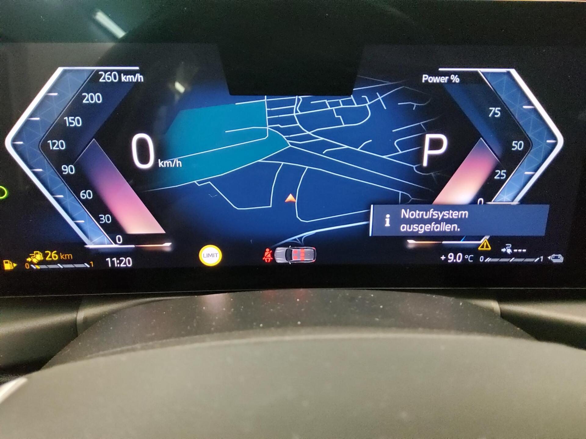 BMW 330e Touring LCI T-Leder Navi LC Pro Curved LED 8