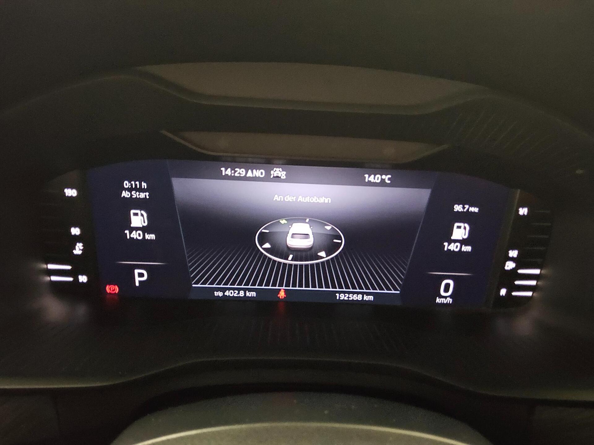 Skoda Kodiaq 2.0 TDI Style 7-Sitze T-Leder Navi vc LED 8