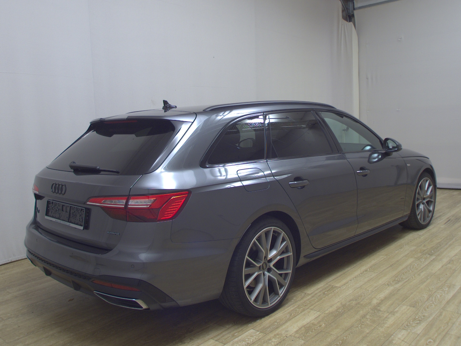 Audi A4 Avant 40 TDI Qu. S-Line Navi+ LED Panorama 4