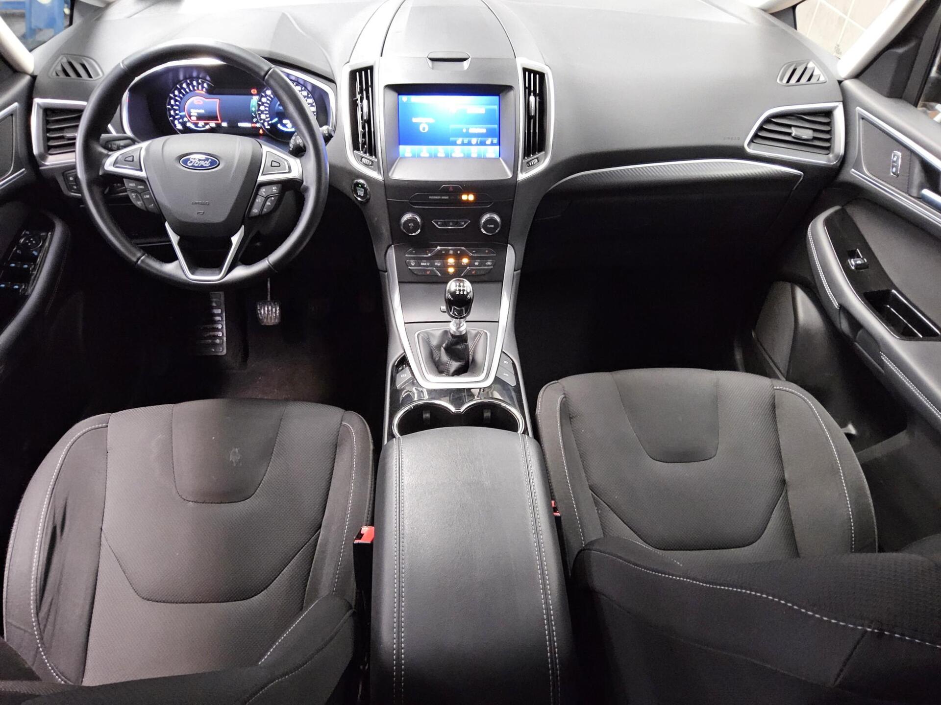 Ford S-Max 2.0 EB Titanium Navi LED Kamera DAB Shz 5