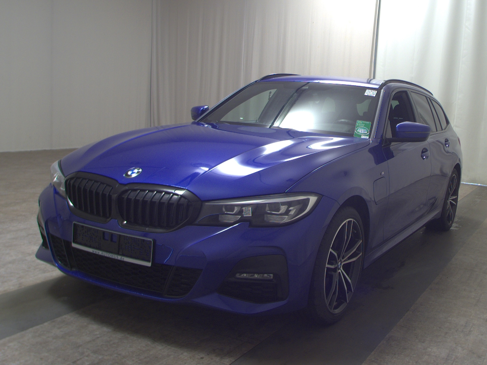 BMW 320e Touring M-Sport Navi LED LC-Pro Shz PDC 2