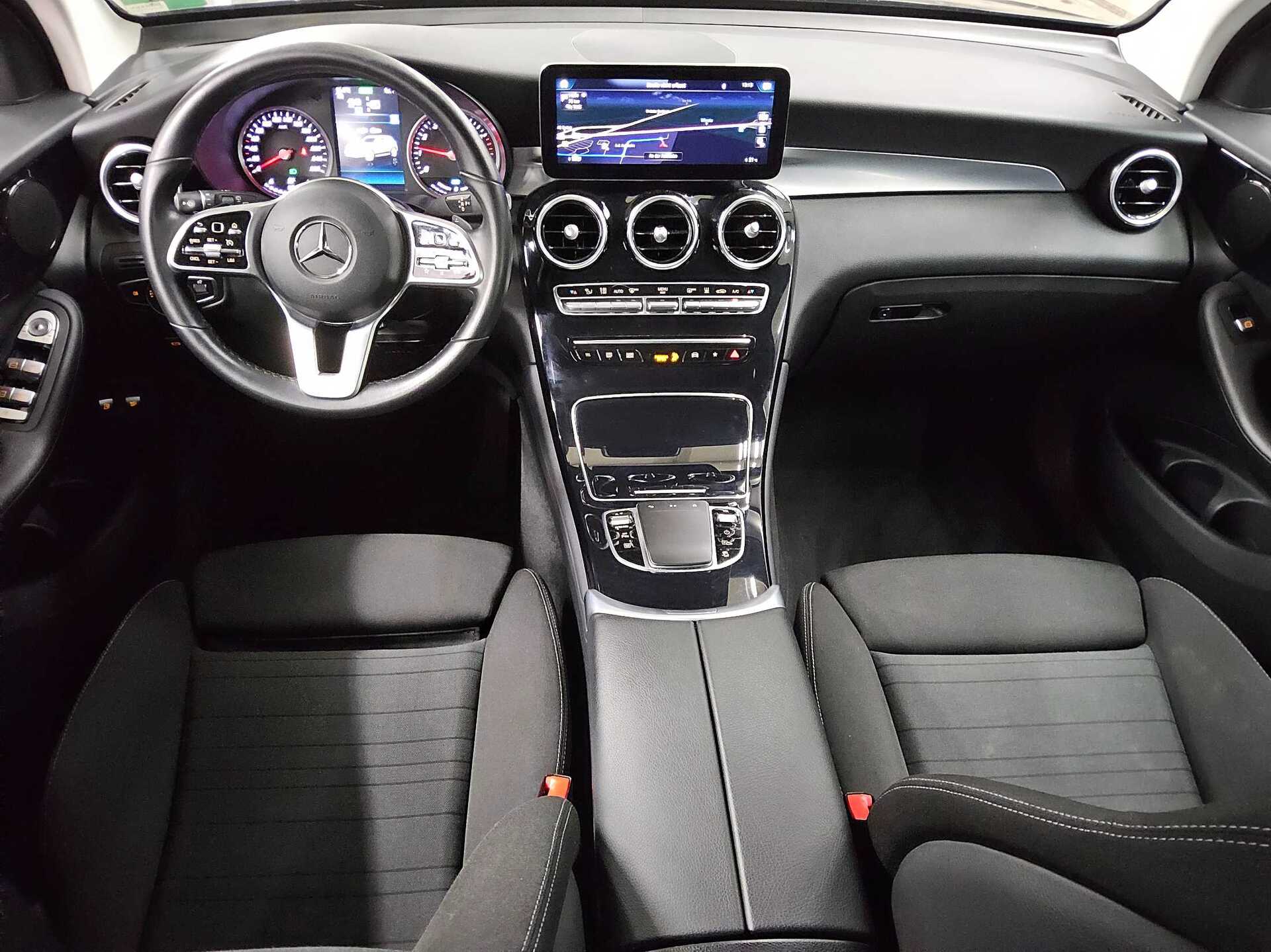 Mercedes-Benz GLC 300 e 4M Navi LED PDC SHZ 5