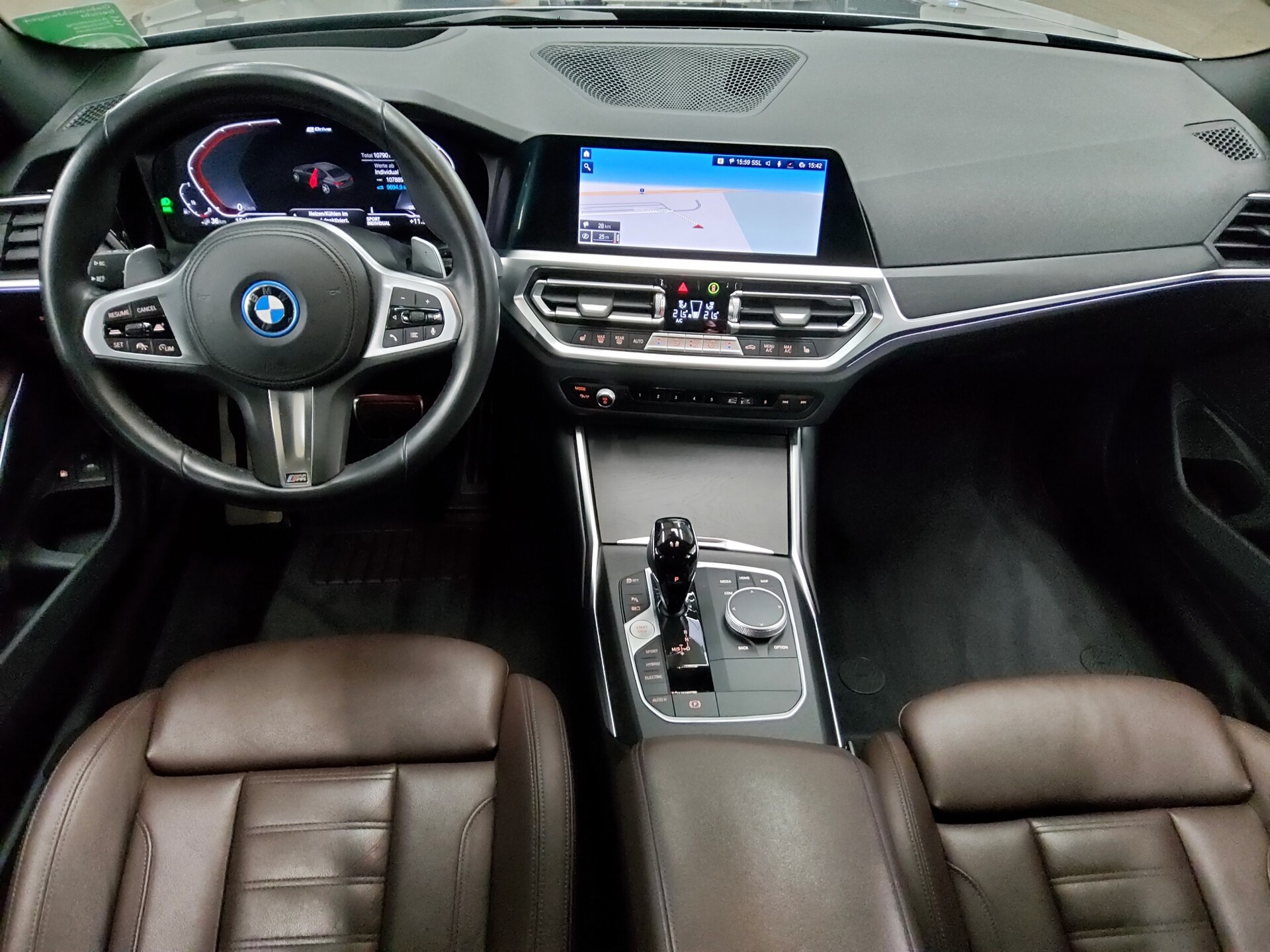 BMW 320e M-Sport Leder Navi Laser LC Pro HiFi HuD 5