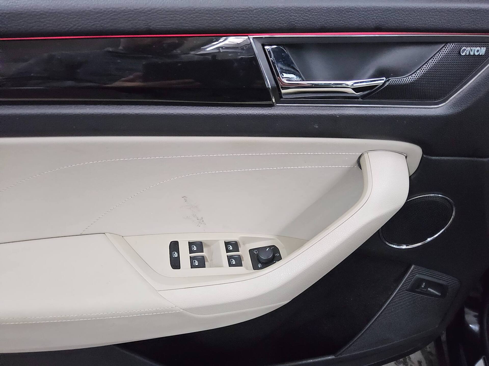 Skoda Kodiaq 2.0 TDI L&K 7-Sitze AHK Navi LED vc Pano 10