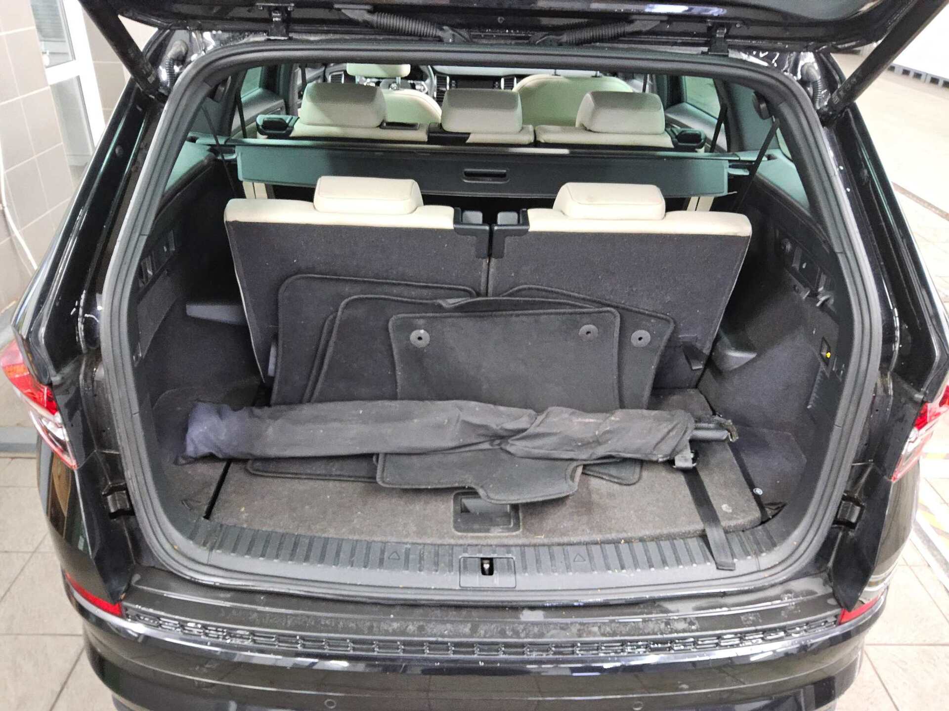 Skoda Kodiaq 2.0 TDI L&K 7-Sitze AHK Navi LED vc Pano 13