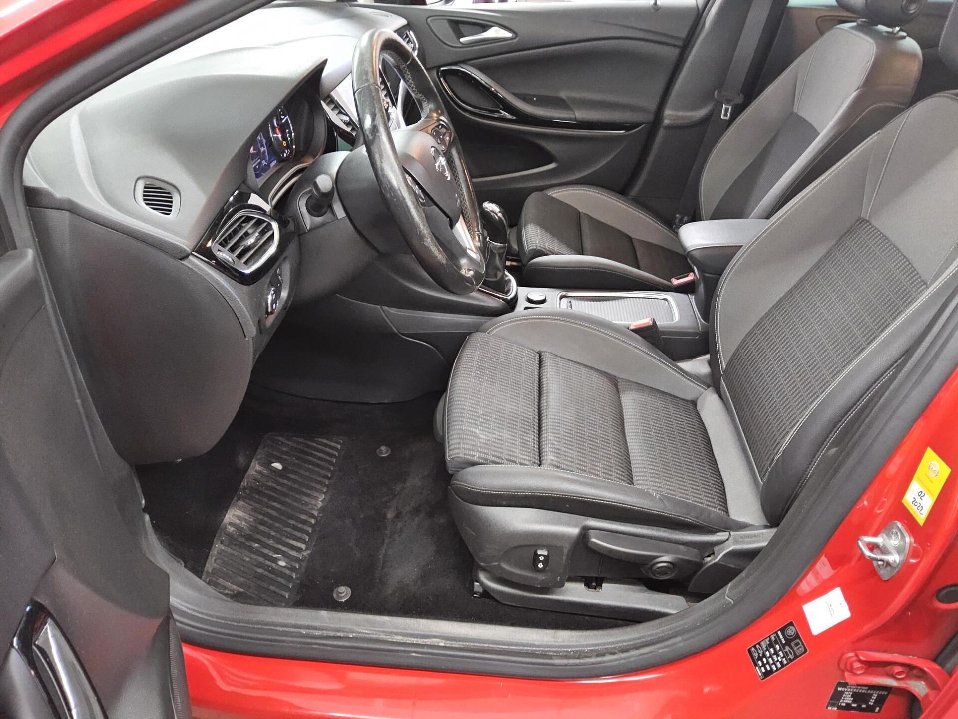 Opel Astra ST 1.2 Turbo Elegance Navi LED Shz AHK RFK 8