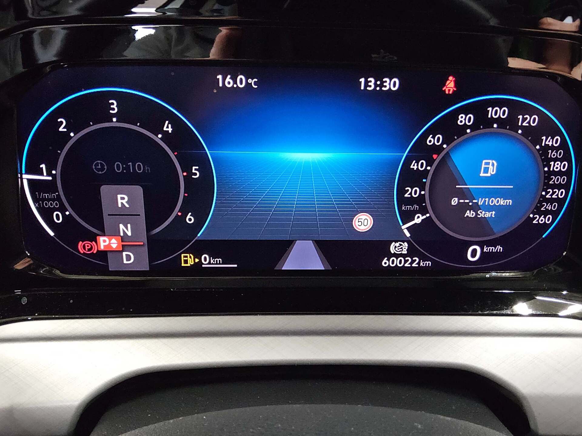 Volkswagen Golf-8 2.0 TDI Life Navi LED AID ACC PDC 8