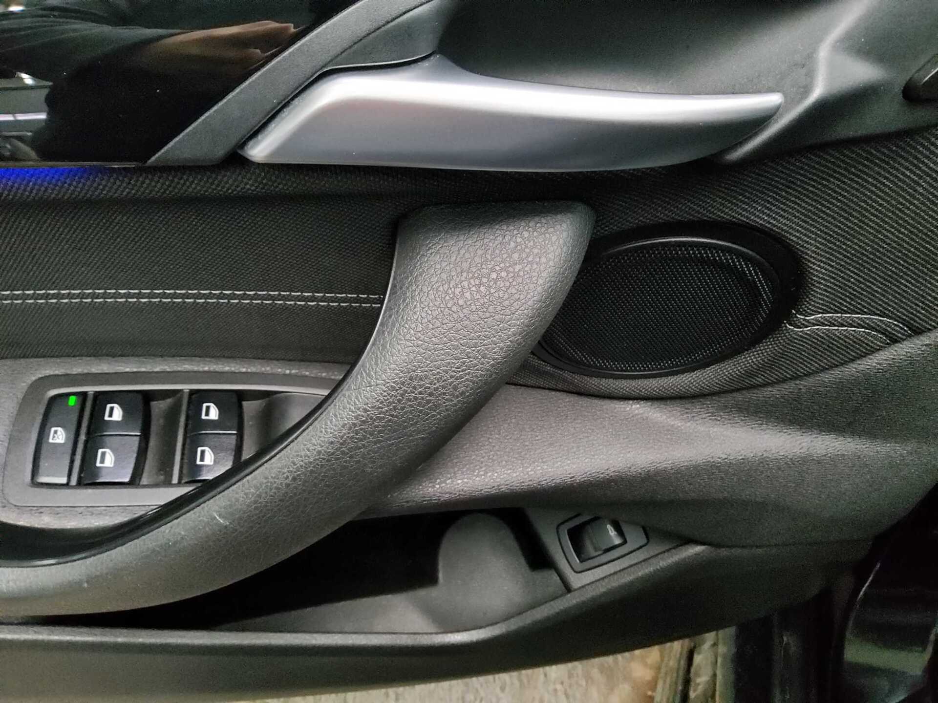 BMW X2 sDrive18d Navi LED Pano Sportsitze 9