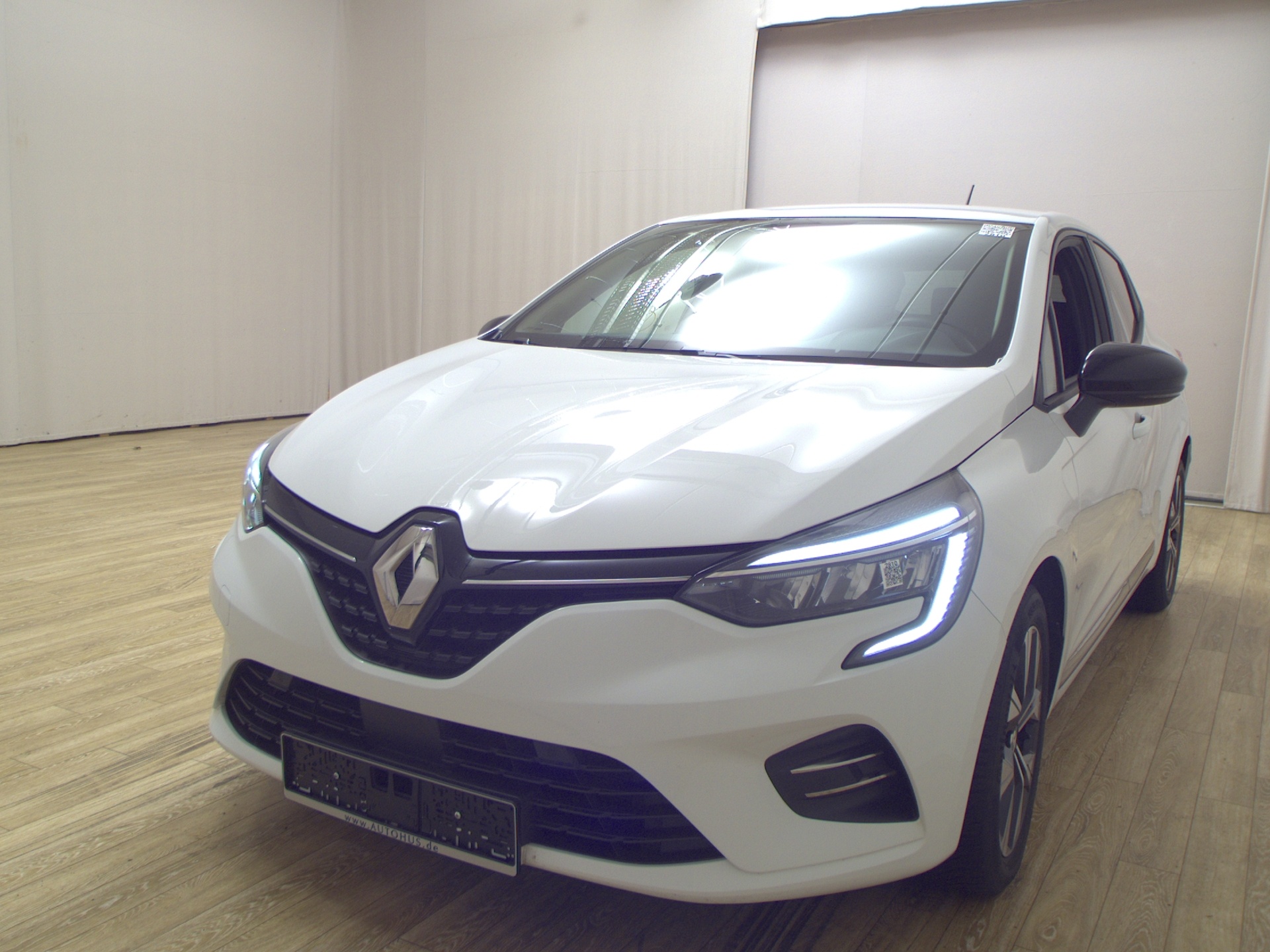 Renault Clio 1.0 Evolution Navi LED RFK Shz PDC 2