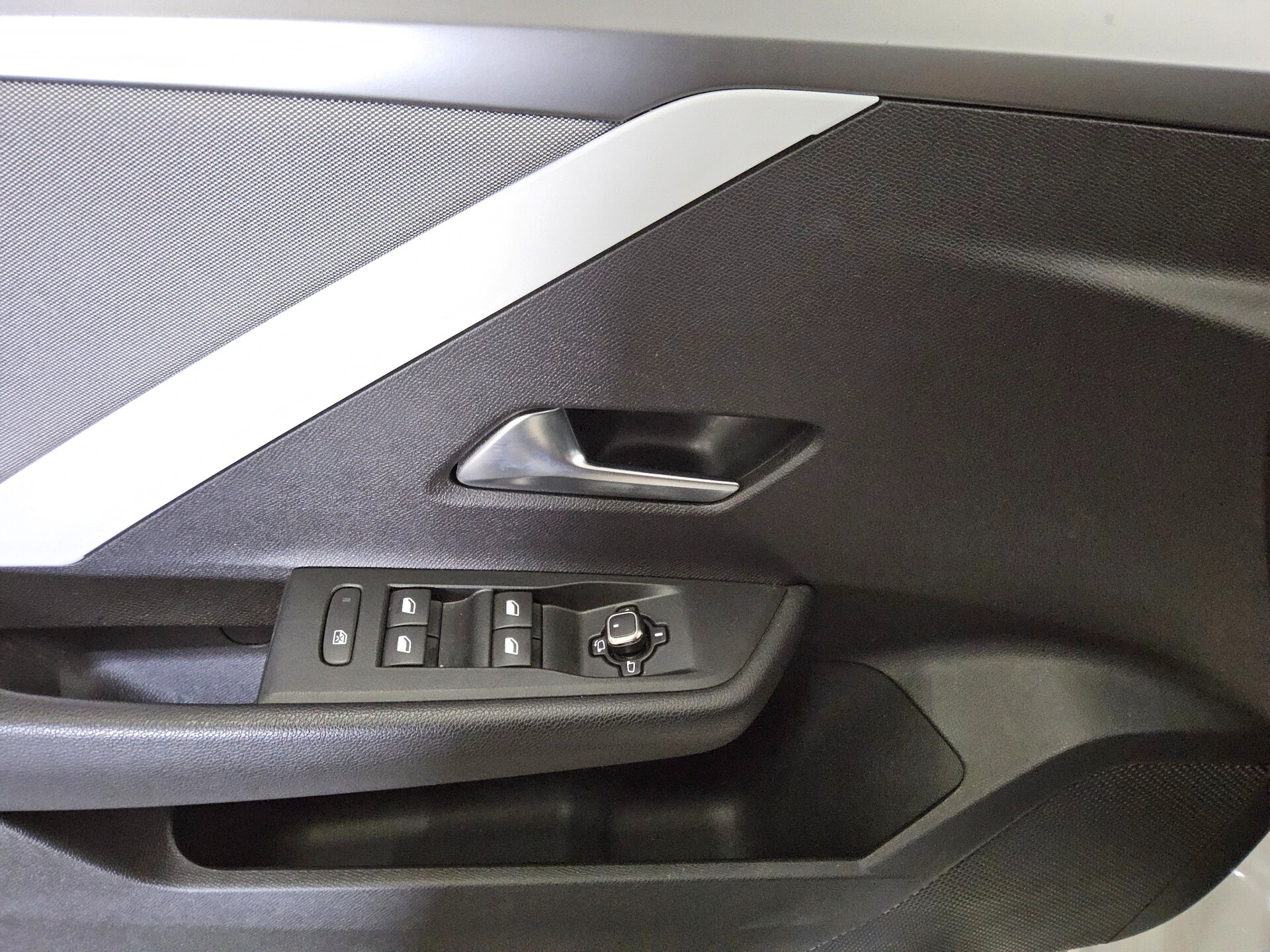 Opel Astra 1.2 Turbo Business Ed. Navi LED RFK 10