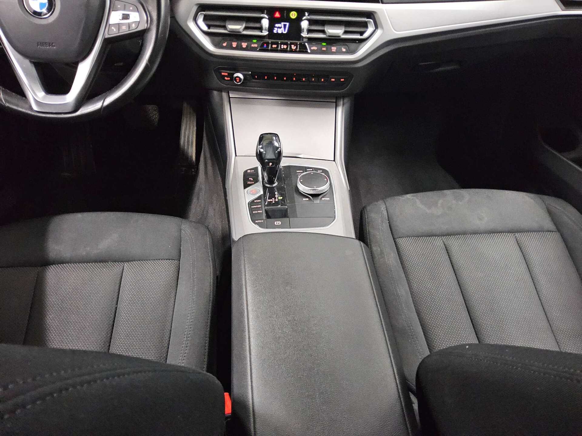 BMW 318iA Touring Navi LED LC-Pro PDC Shz 6