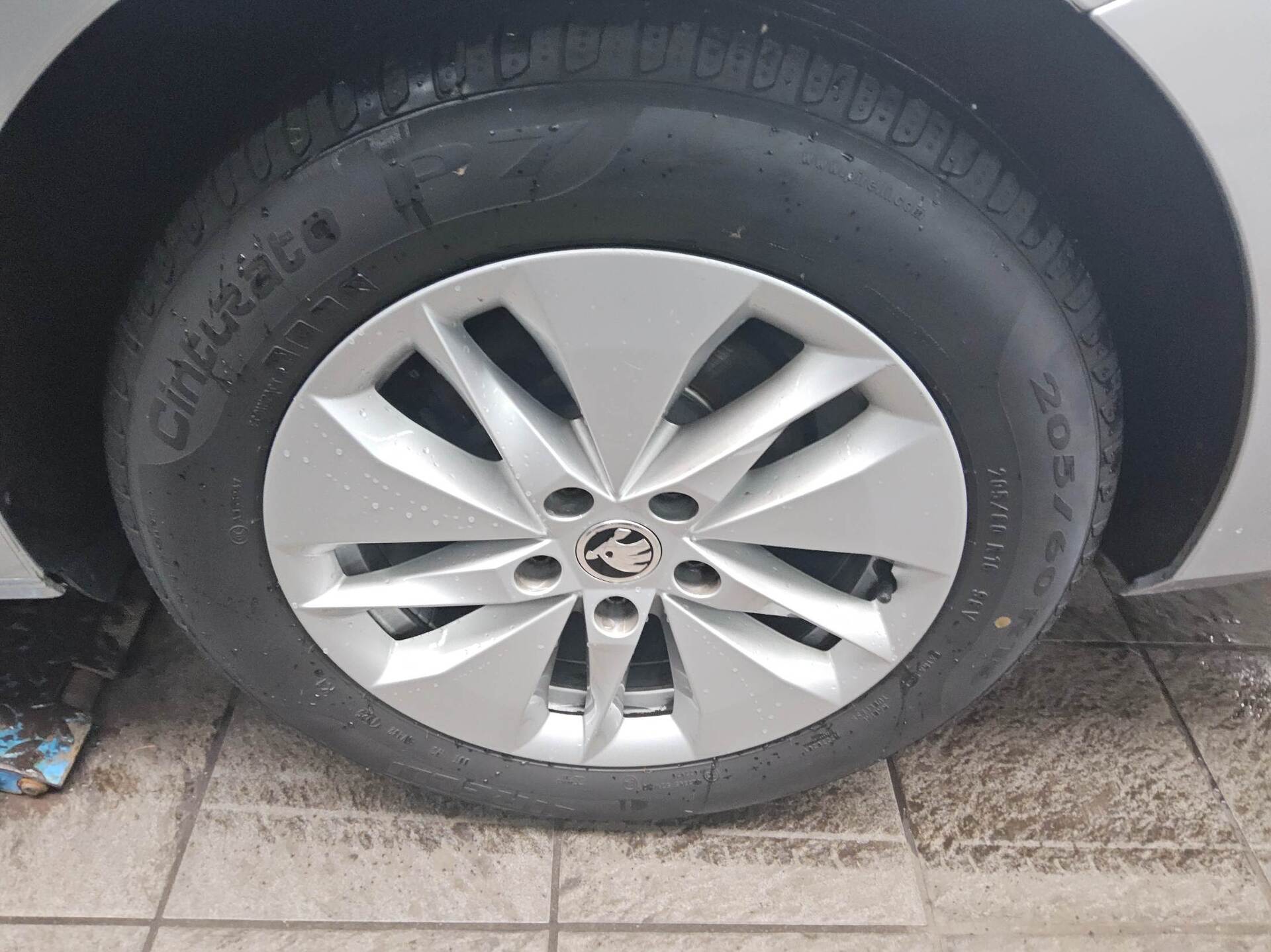 Skoda Octavia Kombi 2.0 TDI Ambition Navi LED vc AHK 11