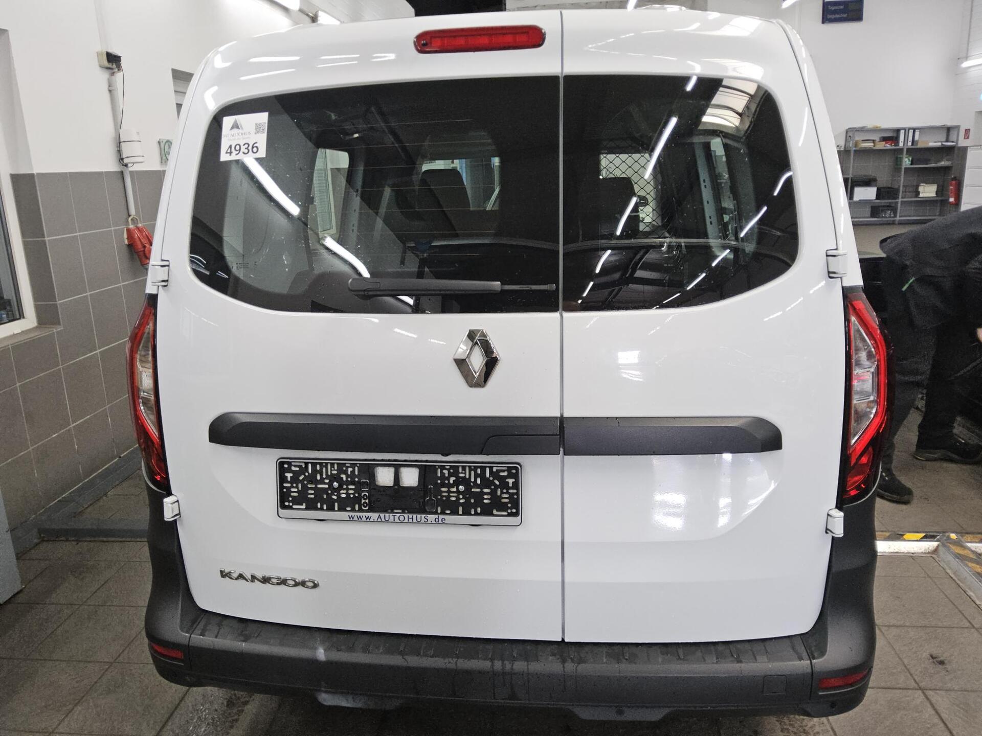 Renault Kangoo Rapid 1.5 dCi T-Leder Navi LED RFK VARIO 10