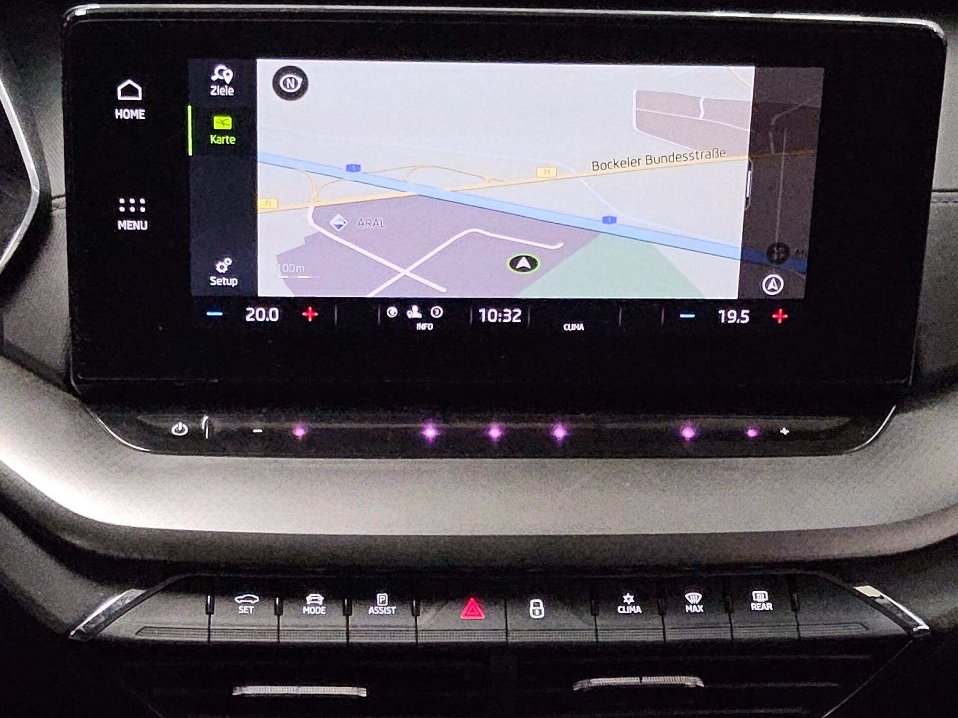 Skoda Octavia Kombi 2.0 TDI Ambition DCC Navi vc LED 7