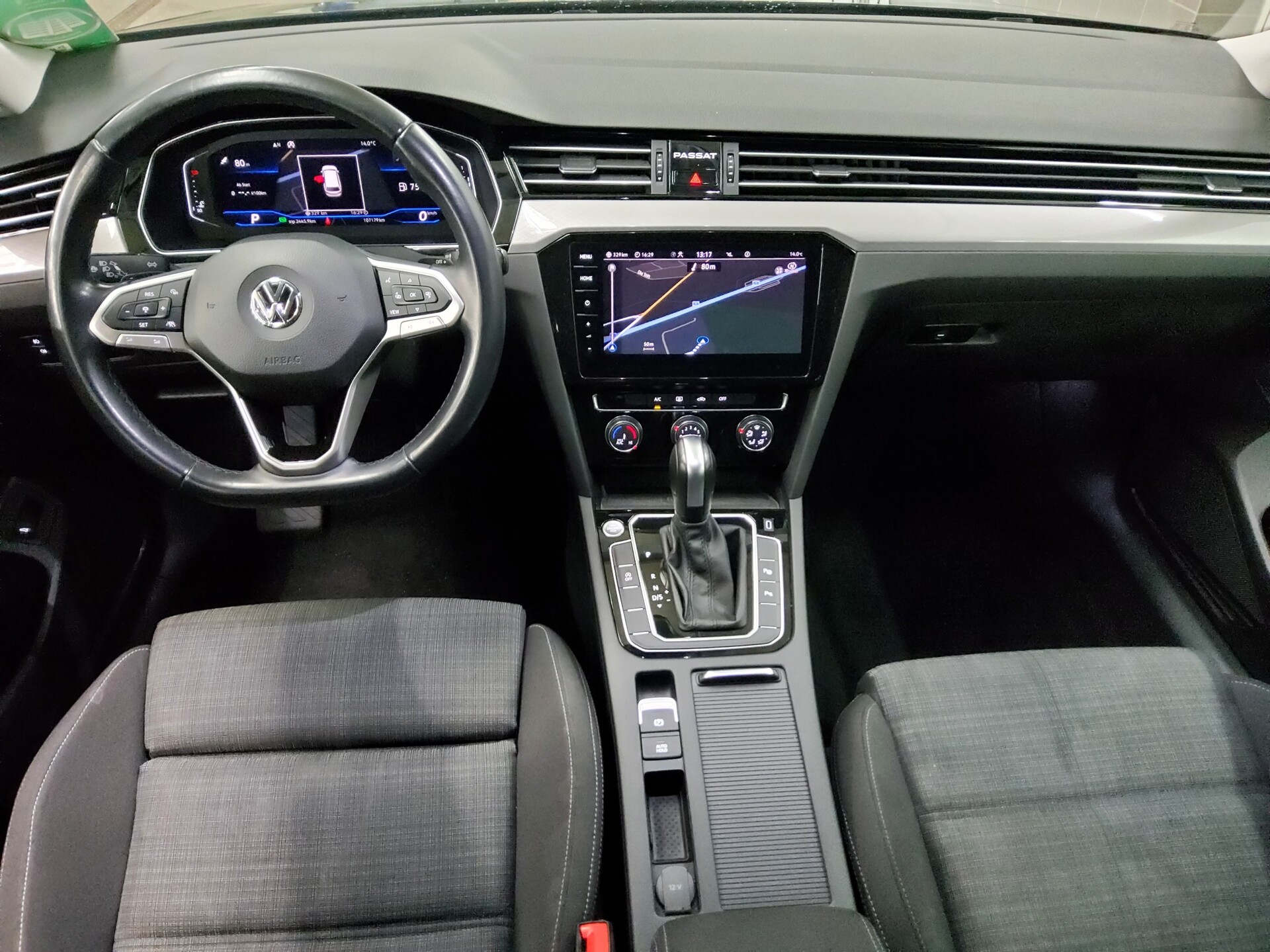 Volkswagen Passat Var. 2.0 TDI Business Navi Matrix AID RFK 5