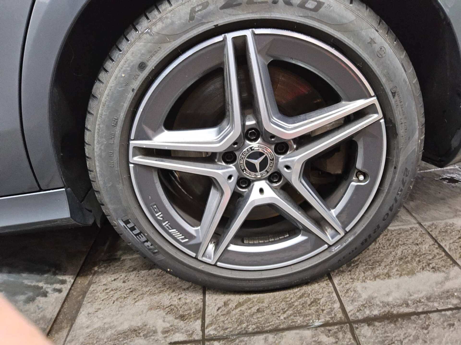 Mercedes-Benz E 300 T de AMG-Line Leder MBUX Widesc. 360° AHK 11