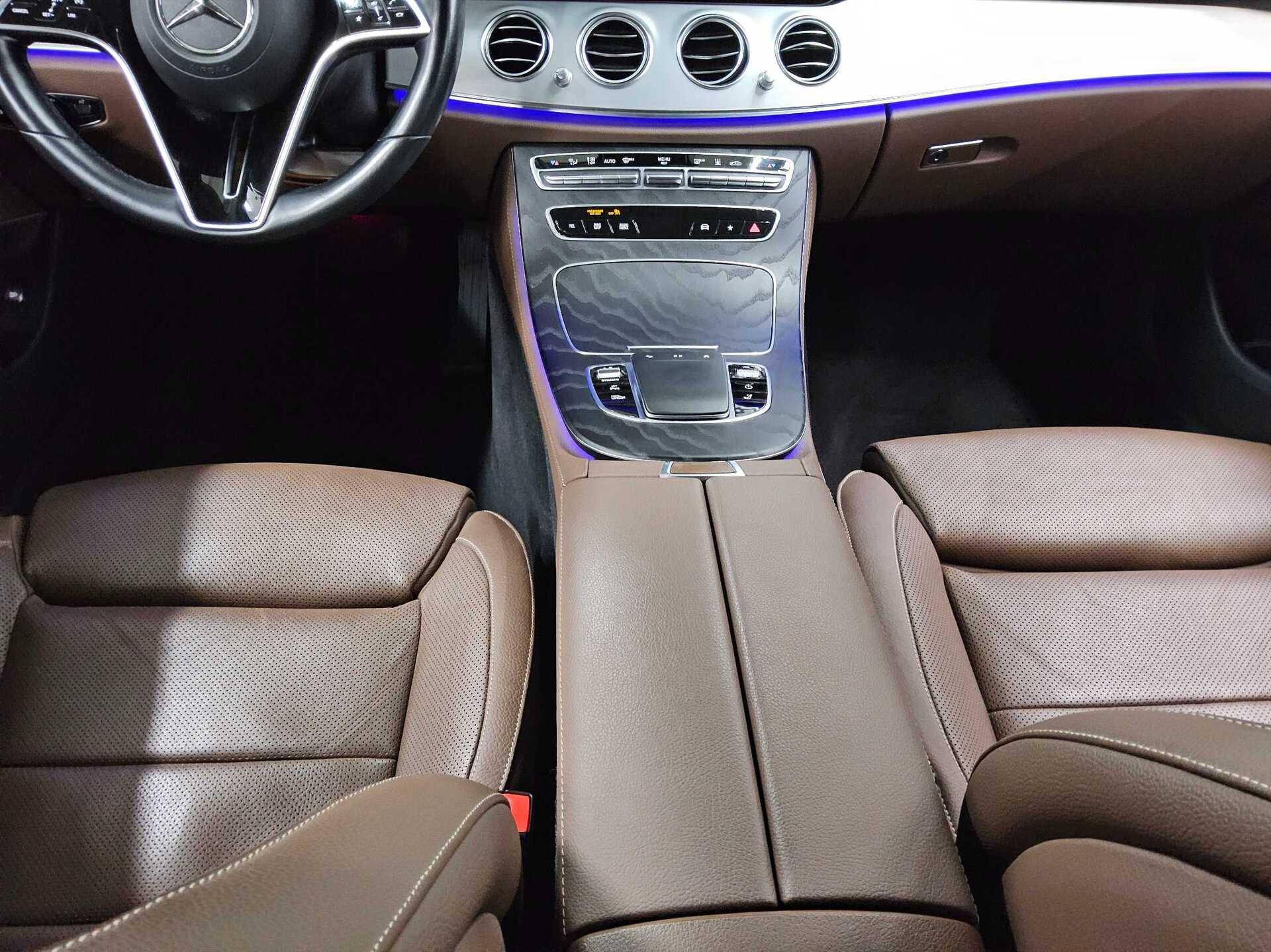 Mercedes-Benz E 300 T de AMG-Line Leder MBUX Widesc. 360° AHK 6