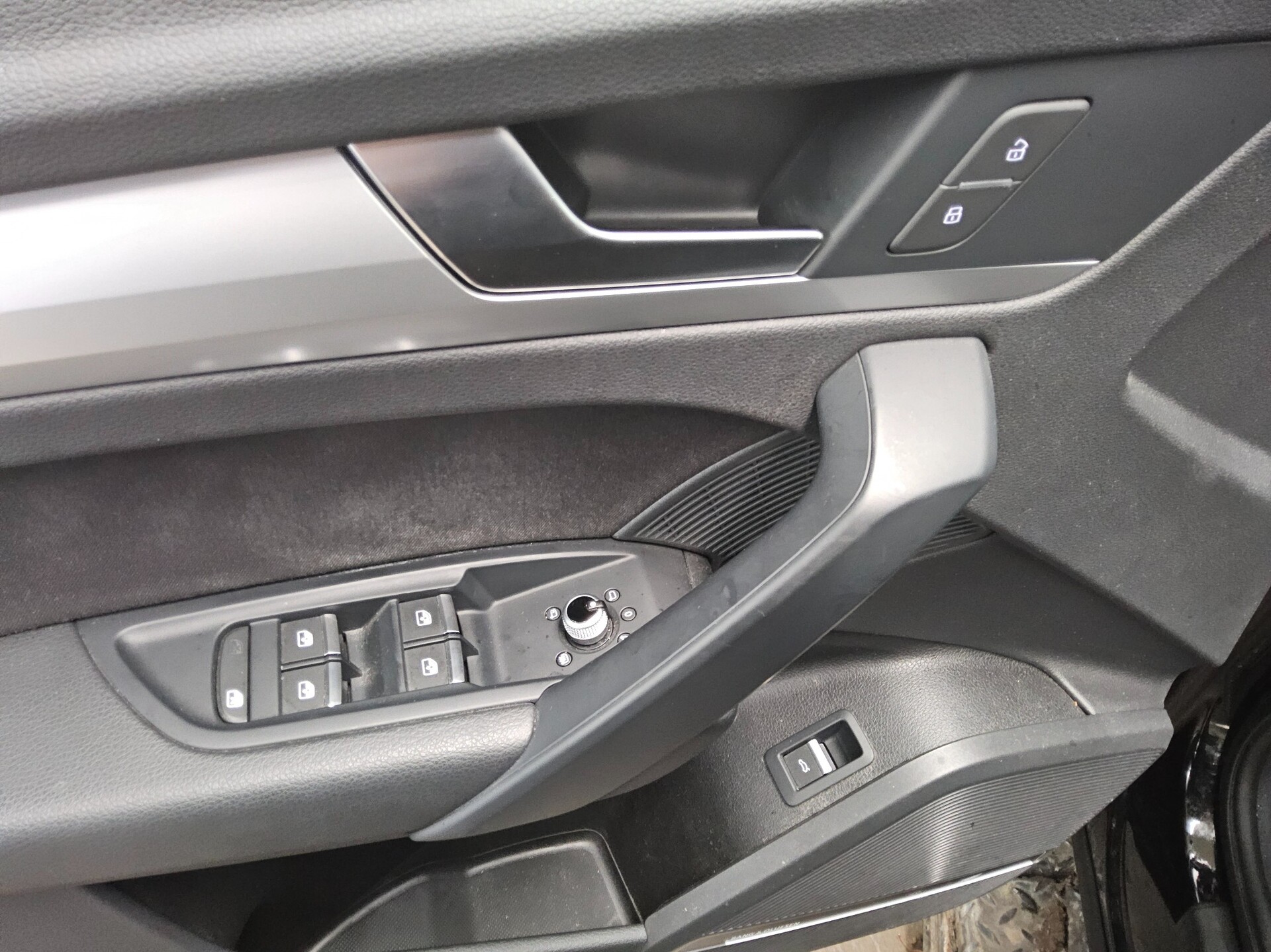 Audi Q5 35 TDI Navi vc HuD B&O el-Heckklappe ACC 9