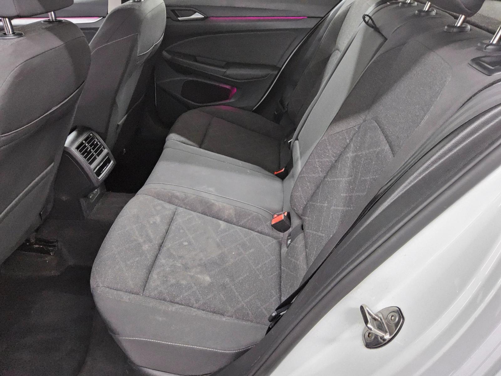 Volkswagen Golf-8 2.0 TDI Life Navi LED AID Shz PDC 13