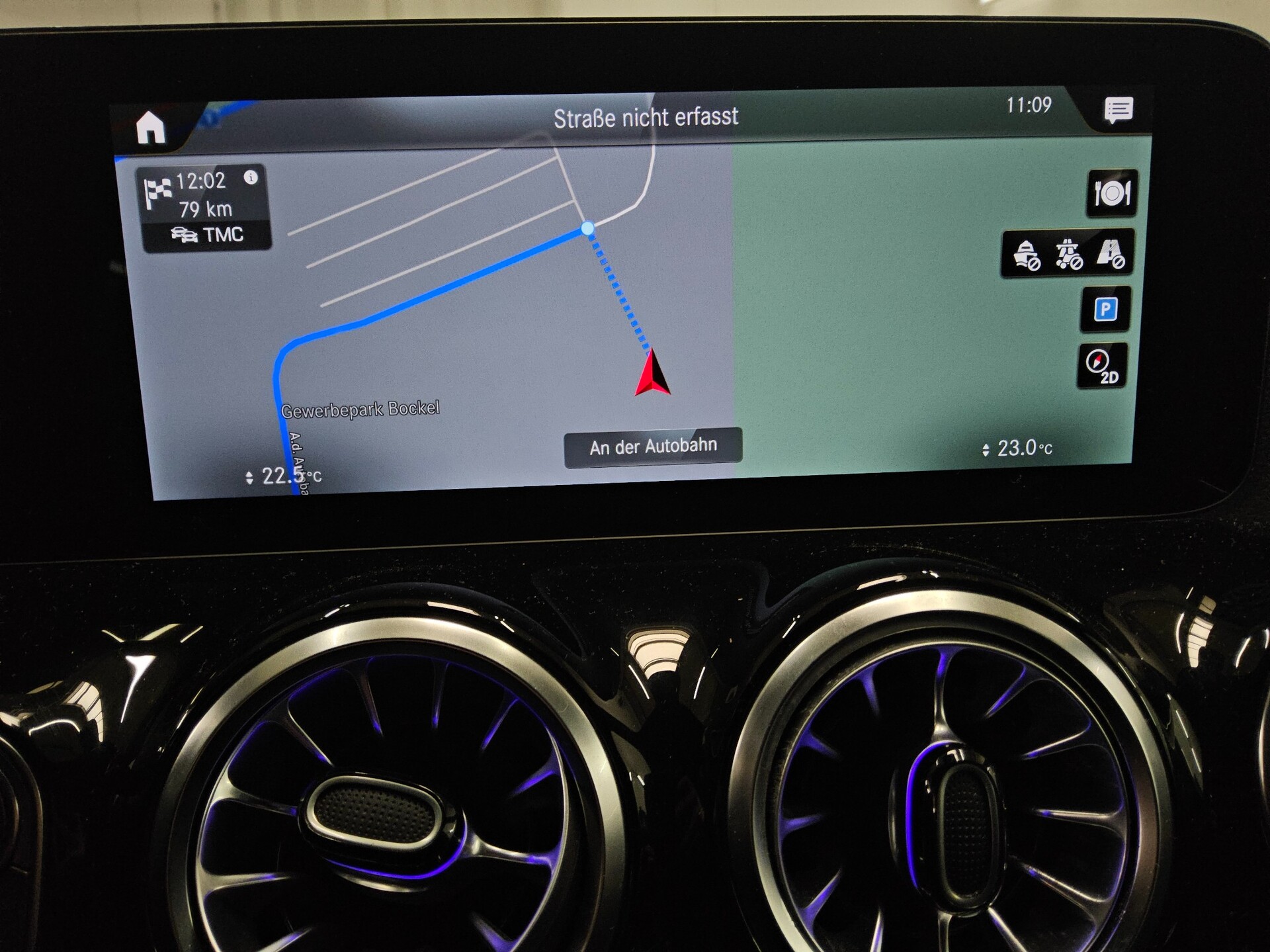 Mercedes-Benz GLA 200 d Progressive Navi LED Kamera Ambiente 7